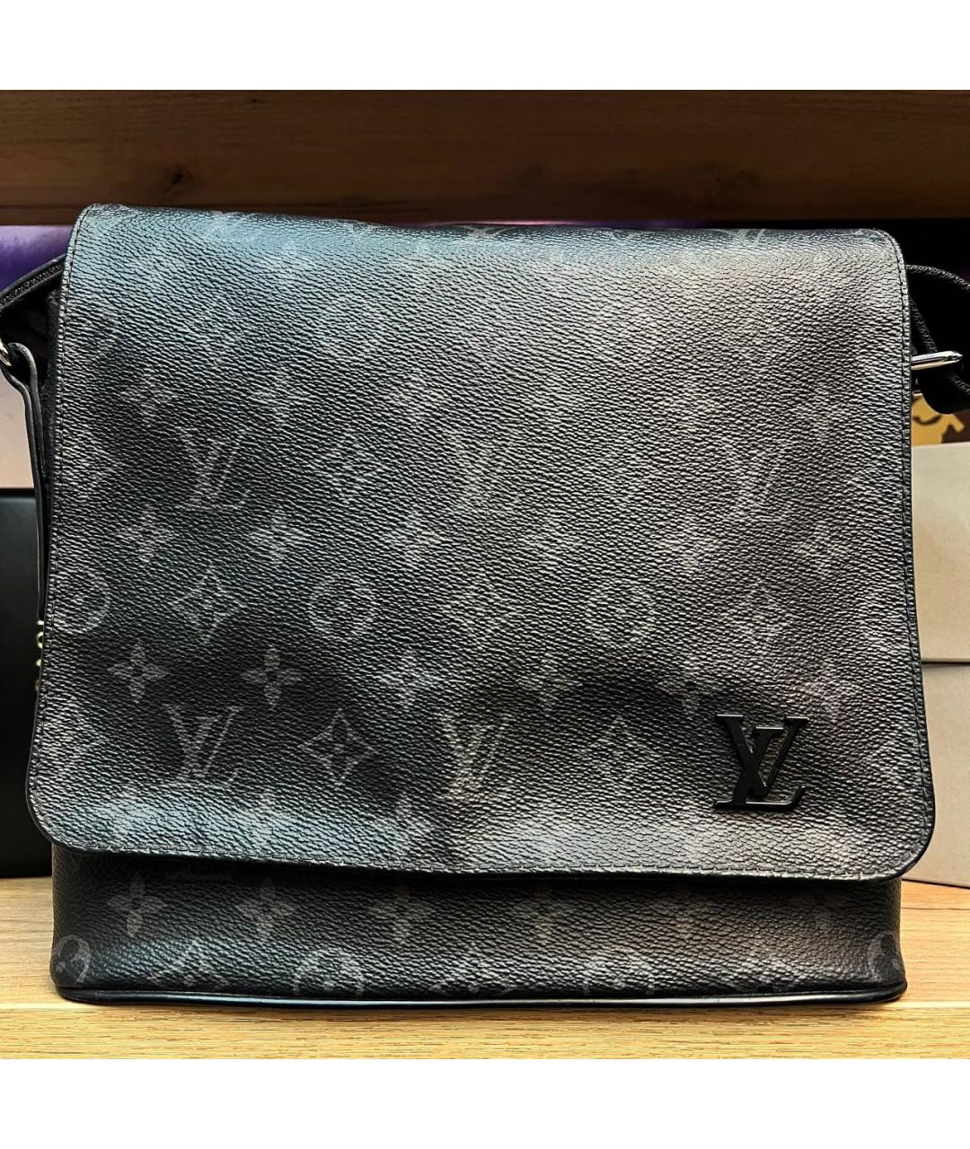 LOUIS VUITTON Черная кожаная сумка на плечо, фото 9