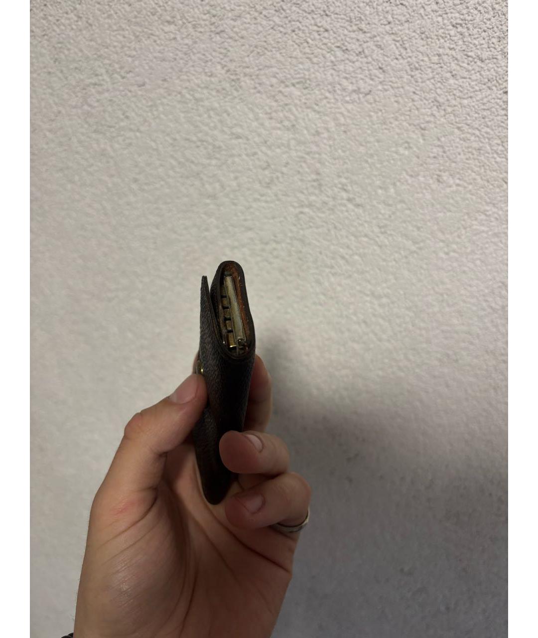 LOUIS VUITTON Коричневая ключница, фото 4
