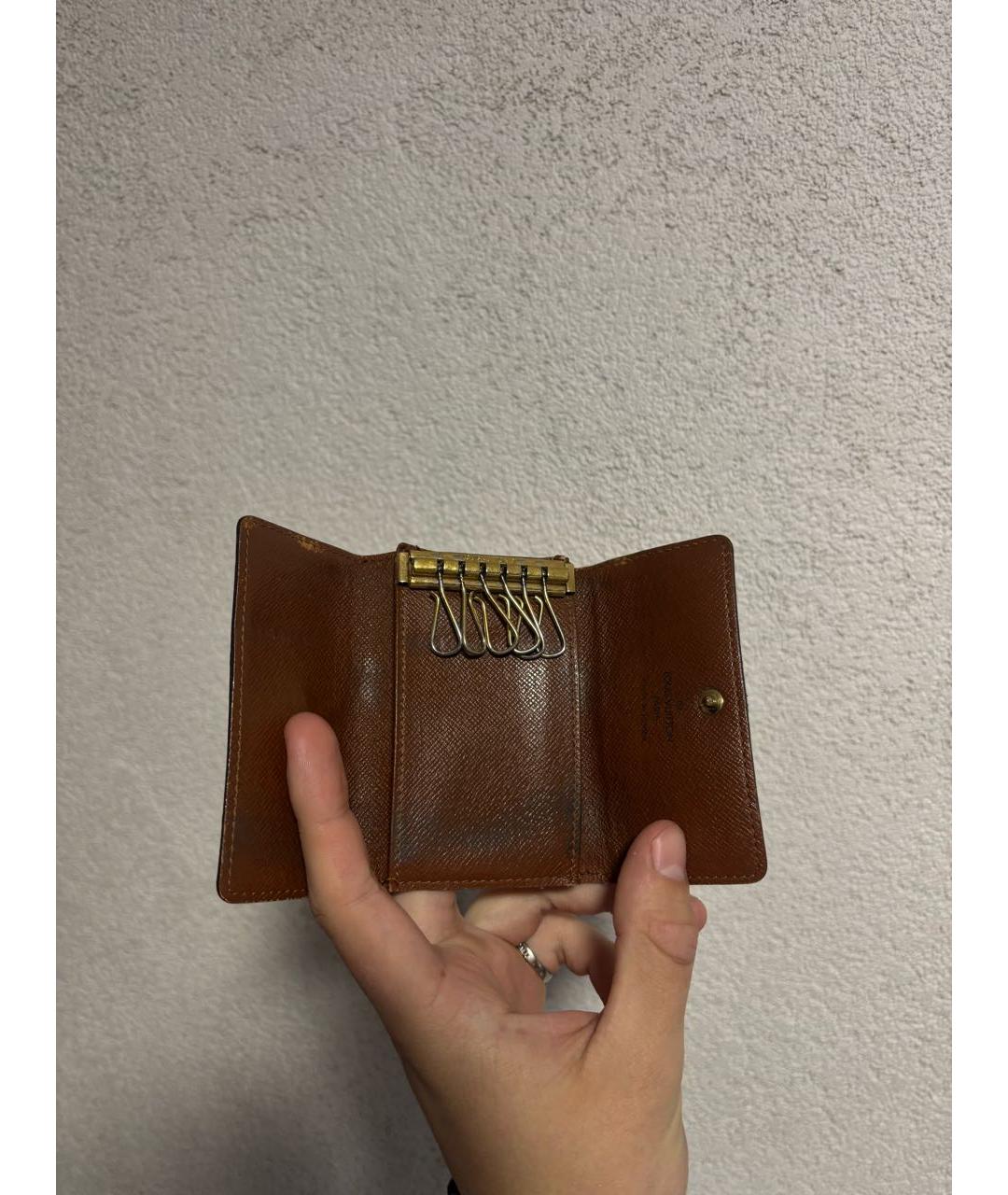 LOUIS VUITTON Коричневая ключница, фото 2