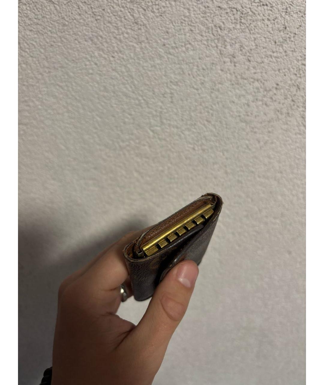 LOUIS VUITTON Коричневая ключница, фото 3