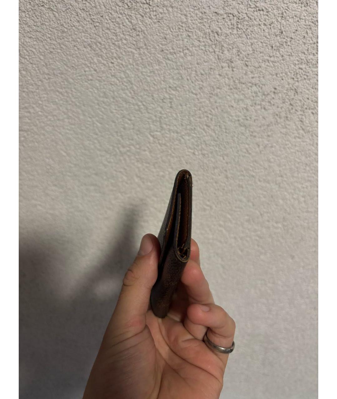 LOUIS VUITTON Коричневая ключница, фото 4