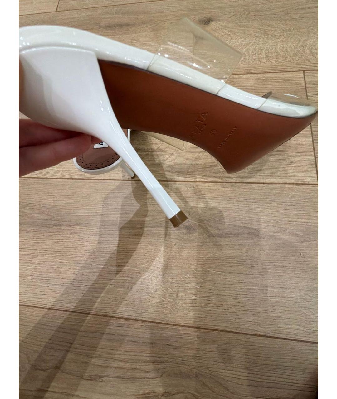 ALAIA Белые босоножки из лакированной кожи, фото 5