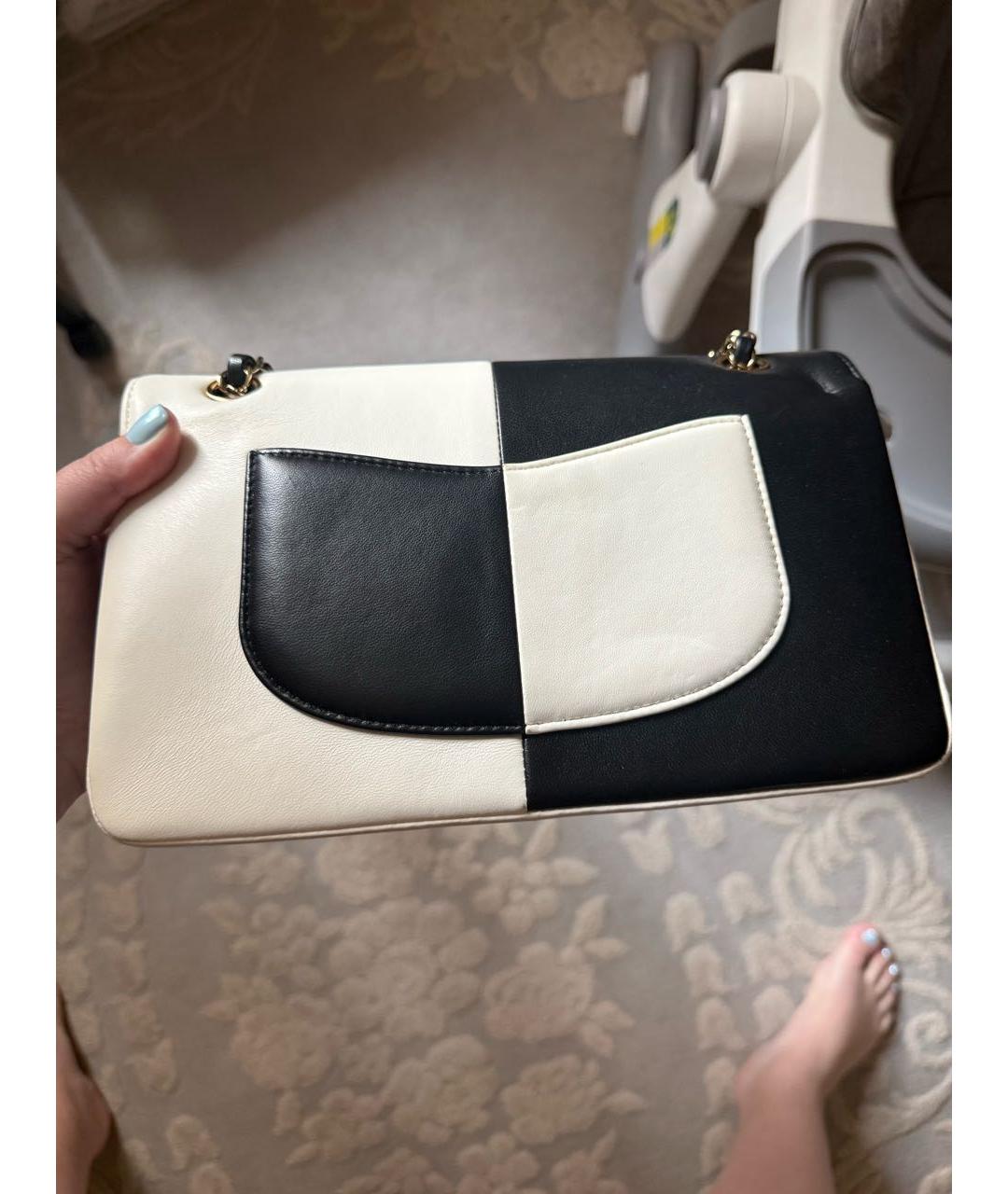 CHANEL Белая кожаная сумка через плечо, фото 3