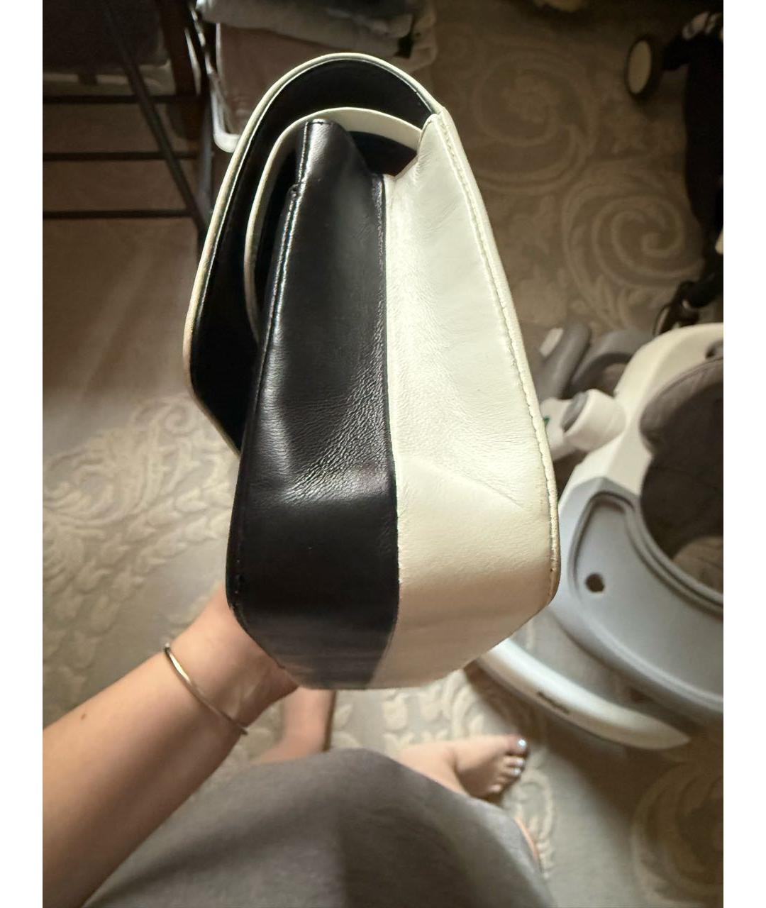 CHANEL Белая кожаная сумка через плечо, фото 2