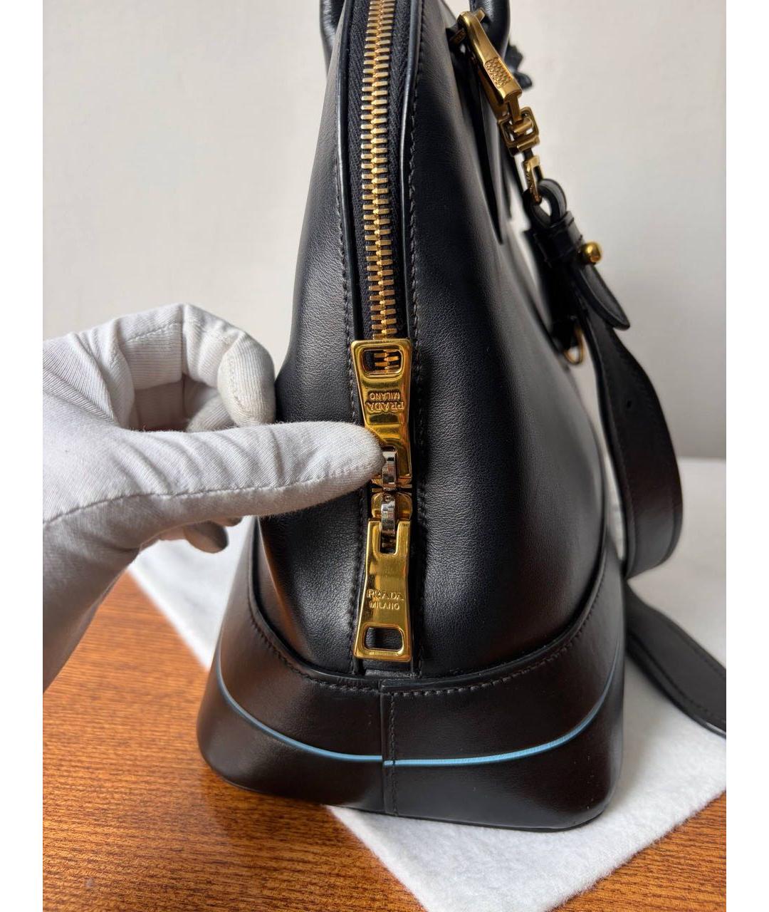 PRADA Черная кожаная сумка через плечо, фото 6