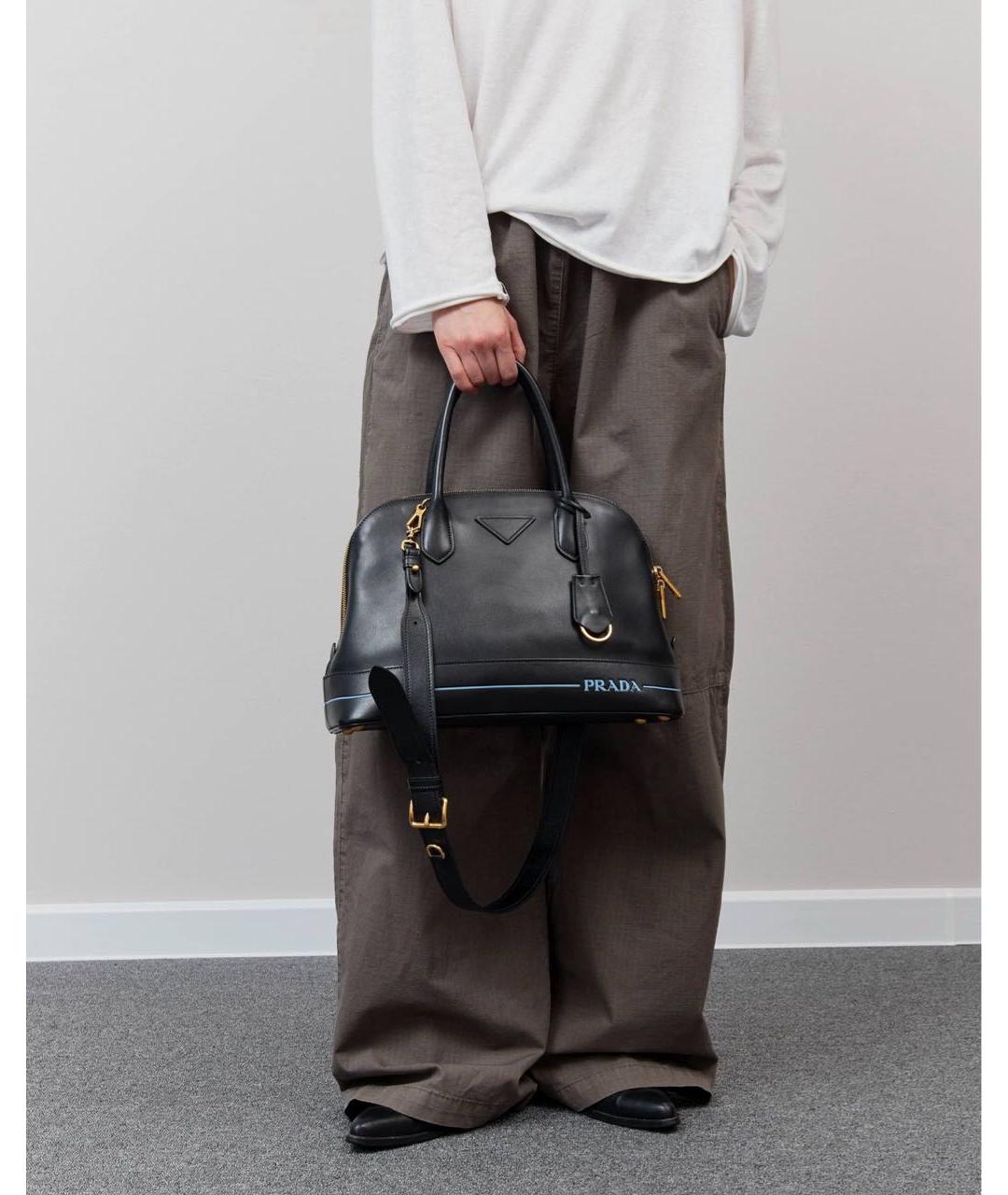 PRADA Черная кожаная сумка через плечо, фото 2