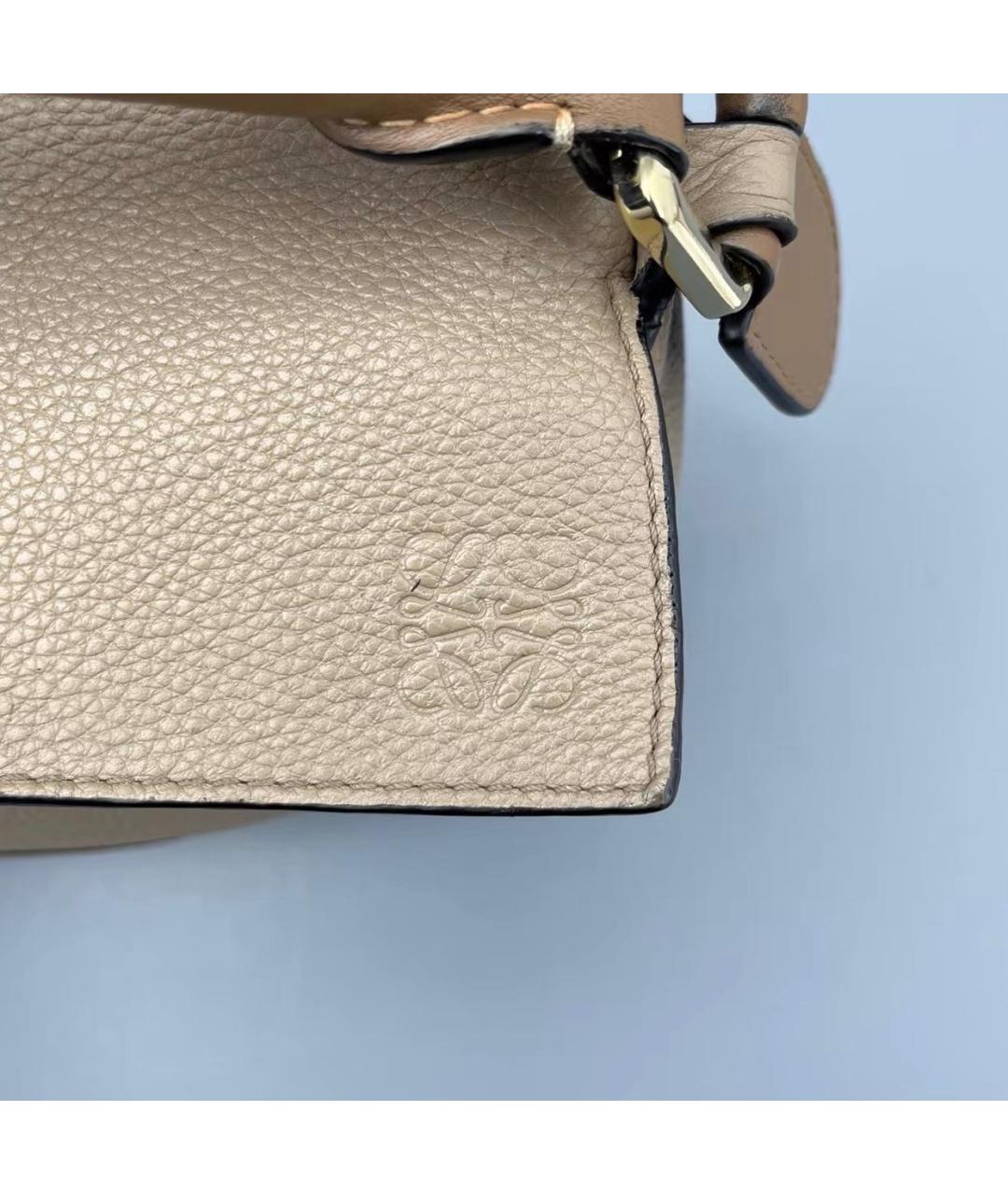 LOEWE Бежевая кожаная сумка с короткими ручками, фото 5