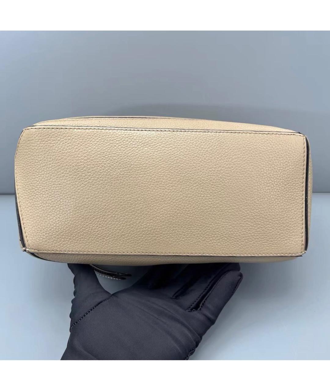 LOEWE Бежевая кожаная сумка с короткими ручками, фото 4