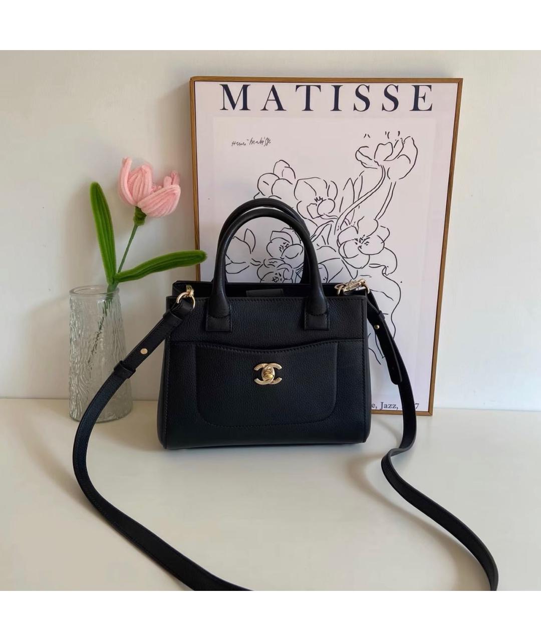 CHANEL Черная кожаная сумка через плечо, фото 9