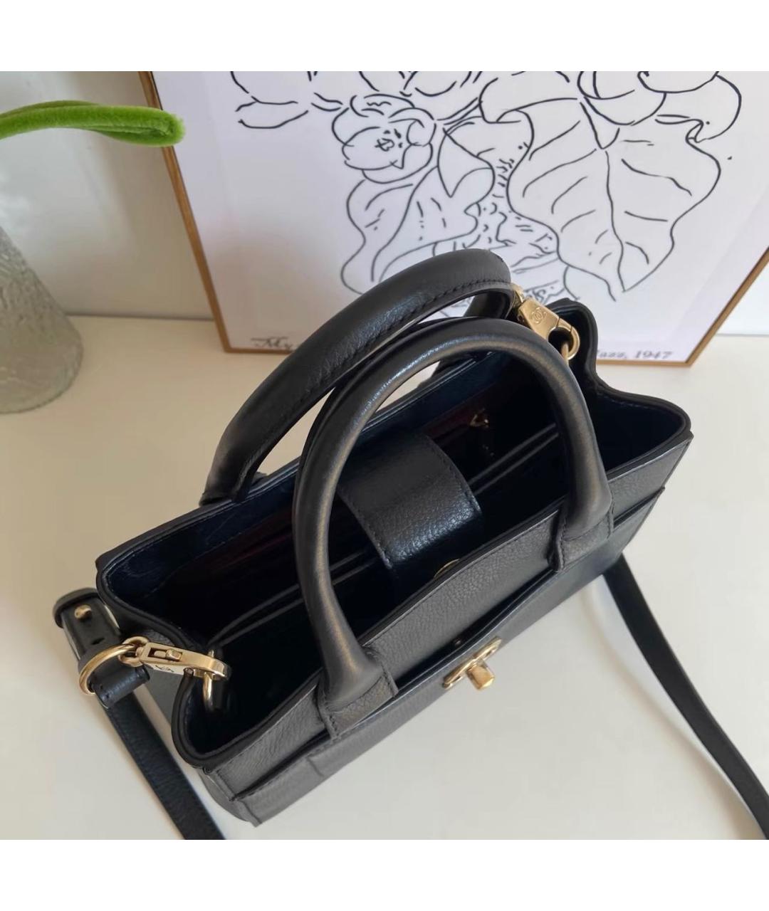 CHANEL Черная кожаная сумка через плечо, фото 3