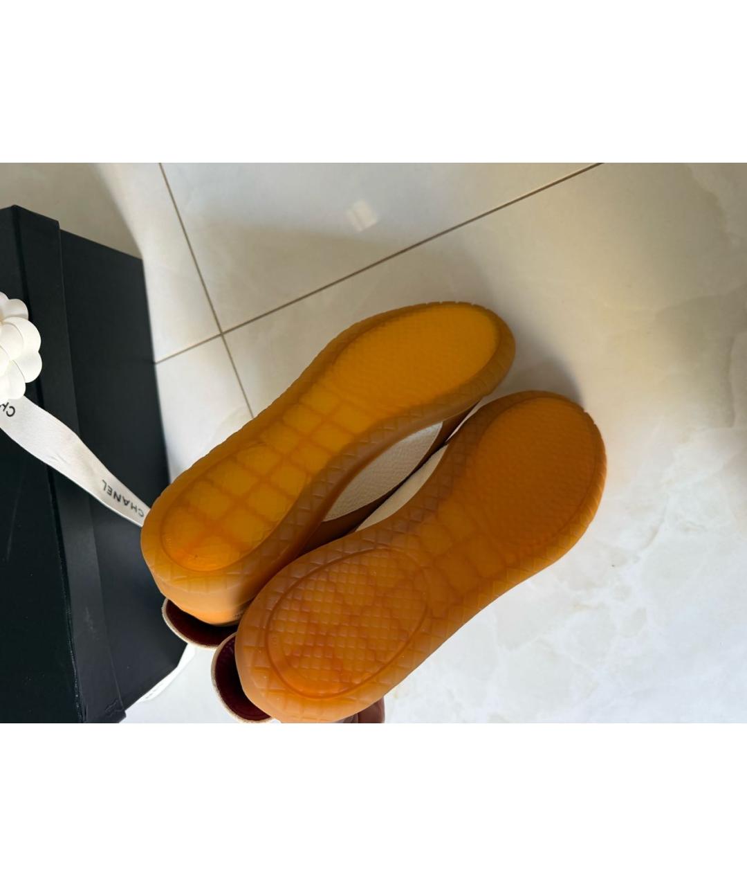 CHANEL Оранжевое кожаные кеды, фото 5