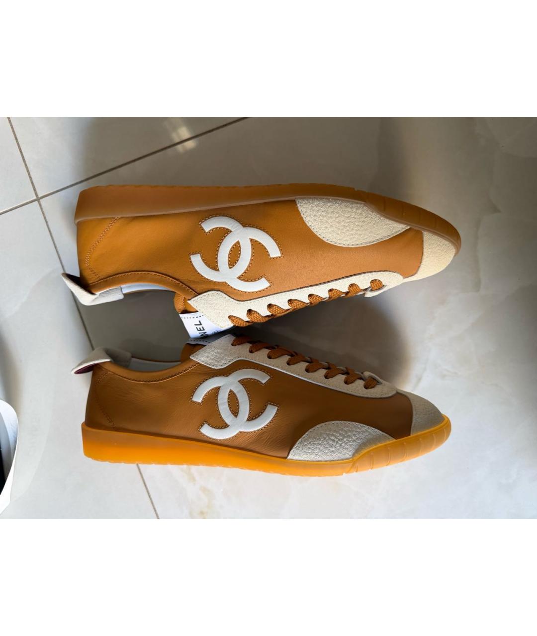 CHANEL Оранжевое кожаные кеды, фото 4