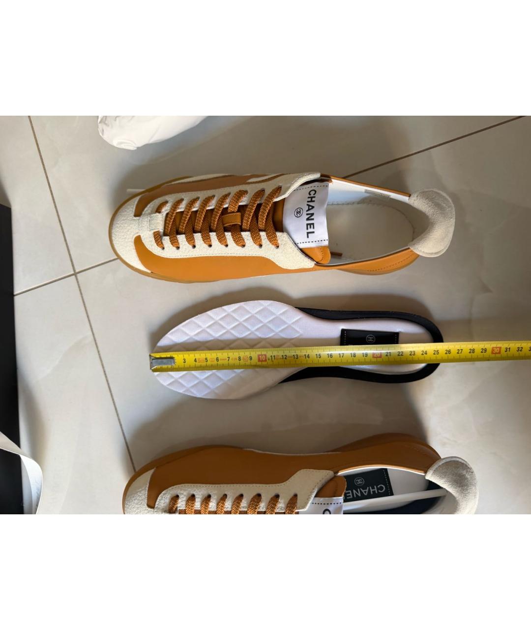 CHANEL Оранжевое кожаные кеды, фото 7