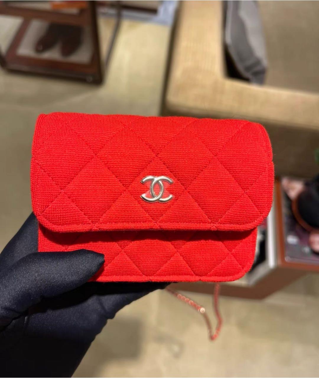 CHANEL Красная сумка через плечо, фото 2