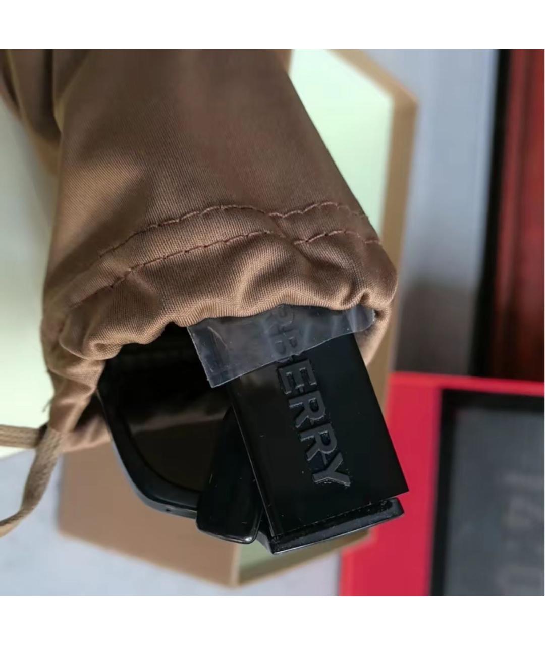 BURBERRY Черные пластиковые солнцезащитные очки, фото 8