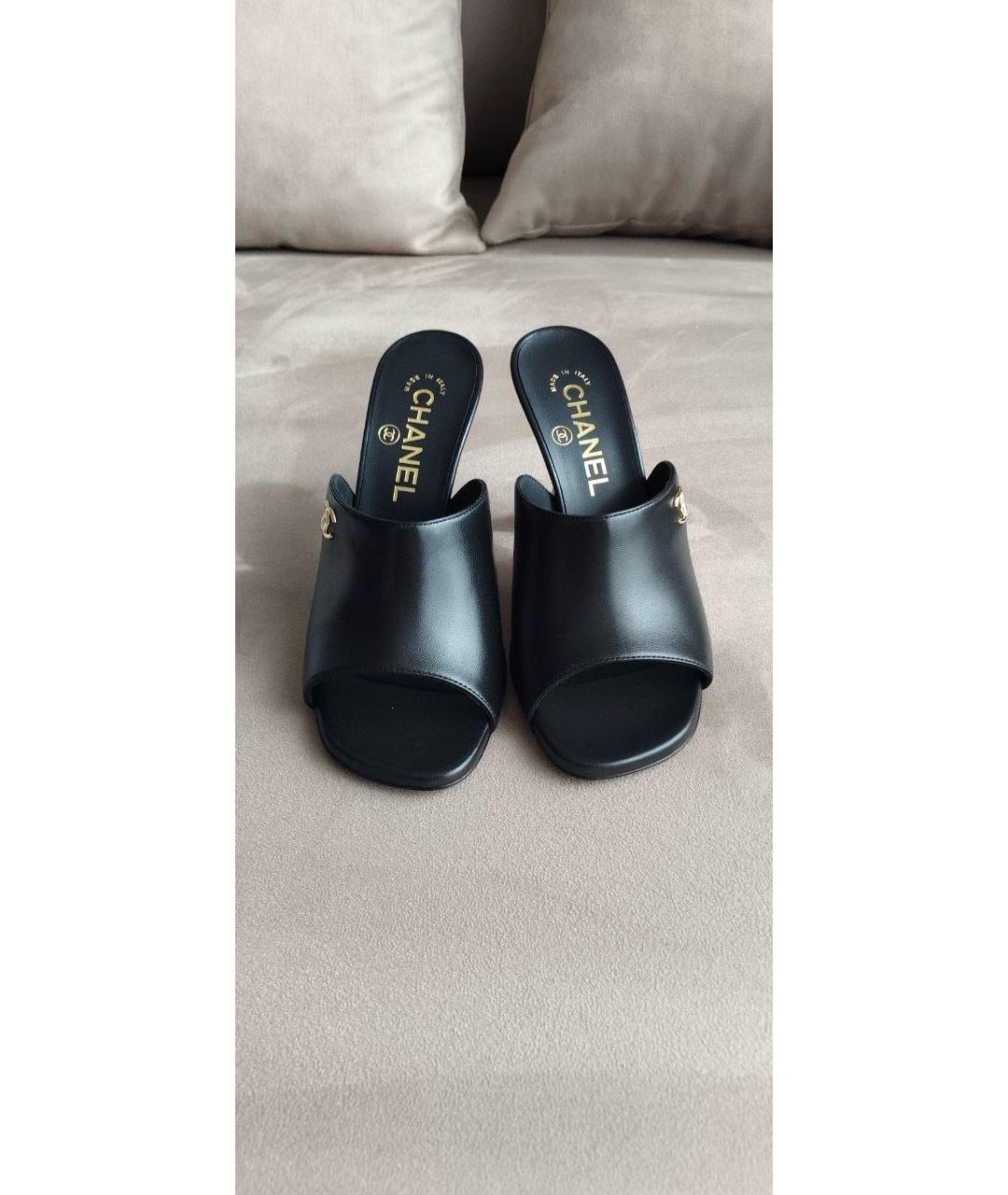 CHANEL Черные кожаные мюли, фото 4