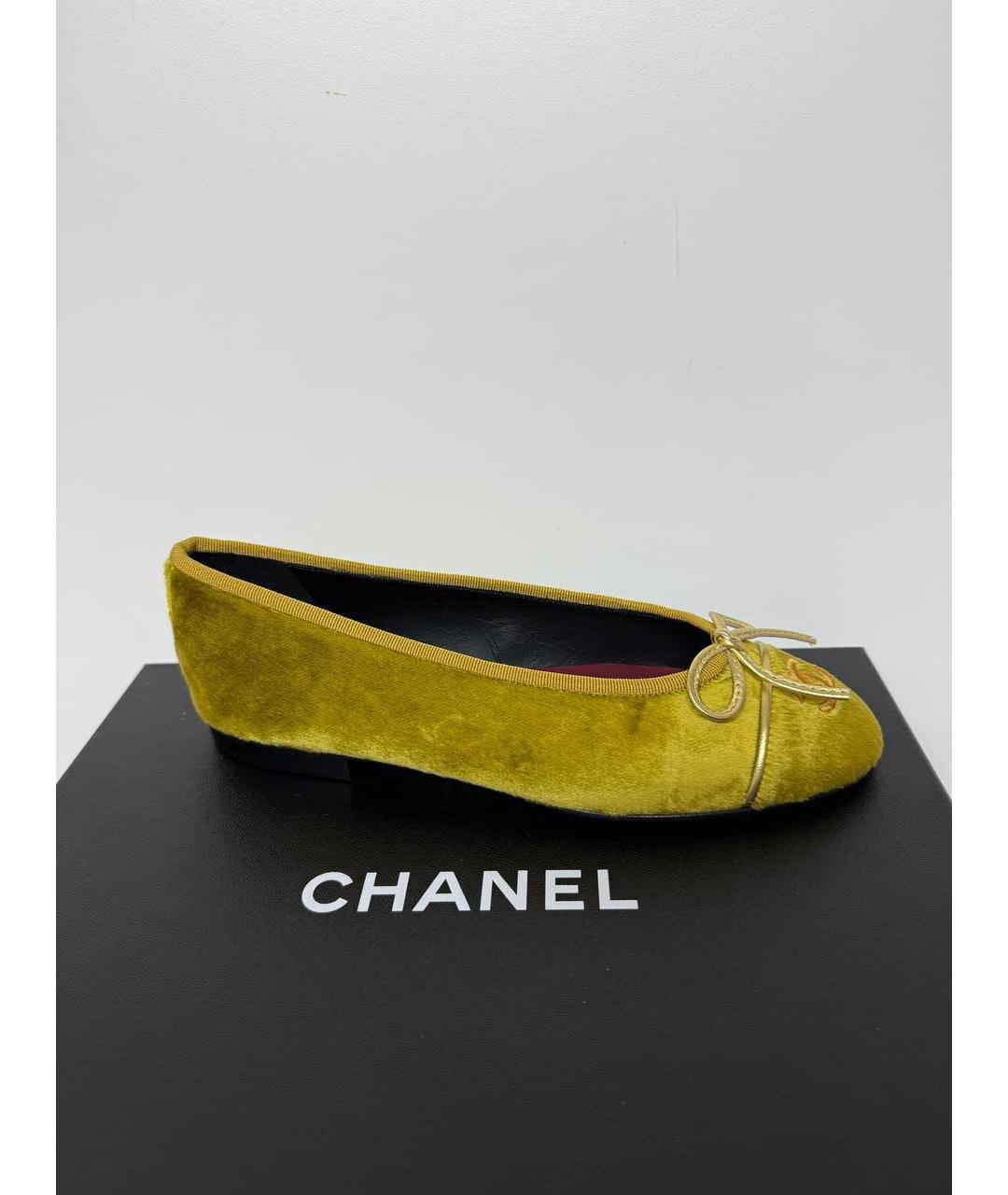 CHANEL Горчичные бархатные балетки, фото 9