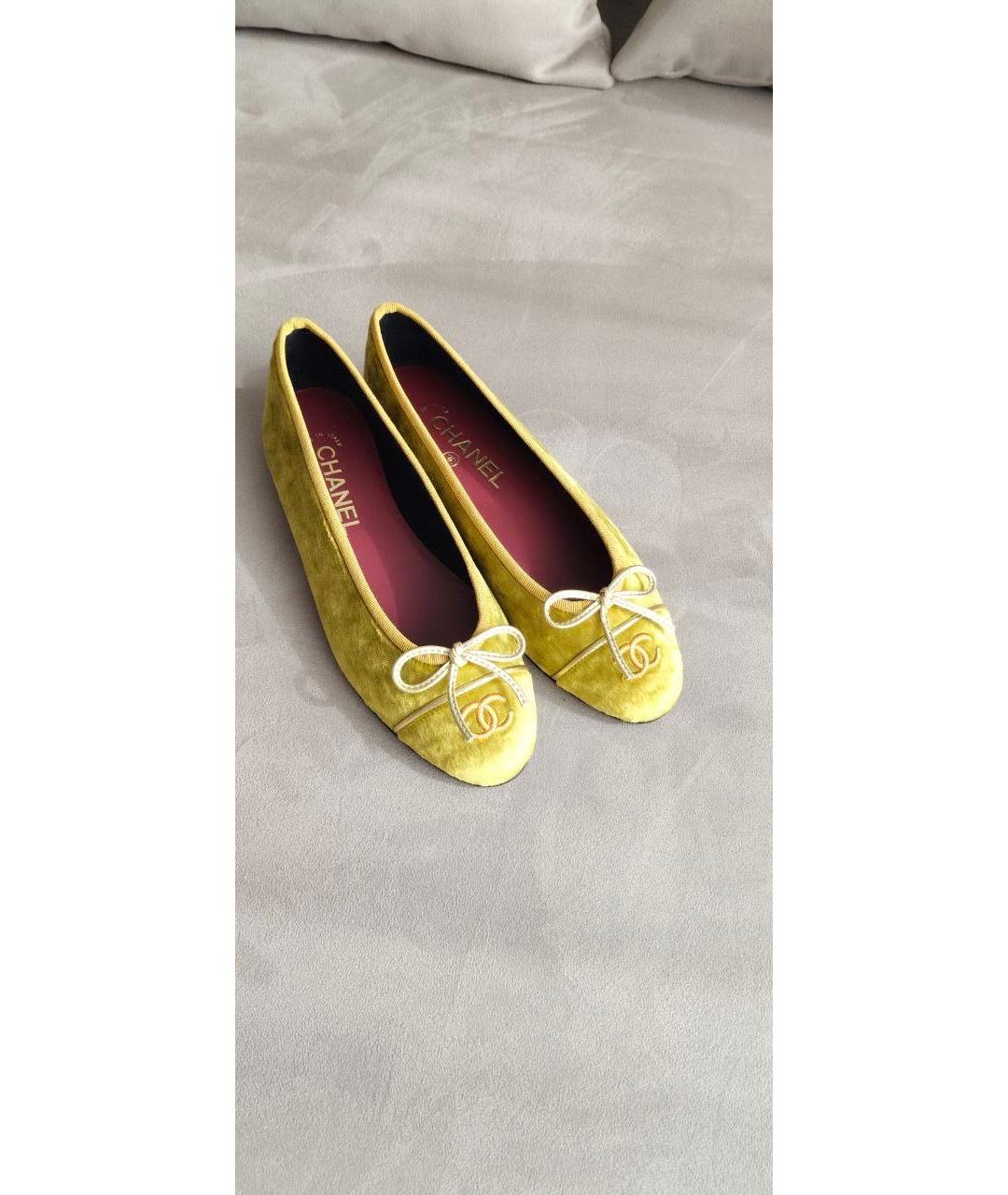 CHANEL Горчичные бархатные балетки, фото 4