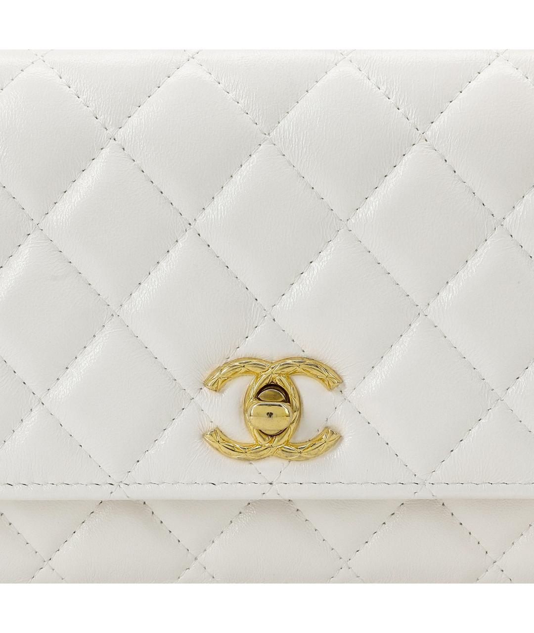 CHANEL Белая кожаная сумка через плечо, фото 5