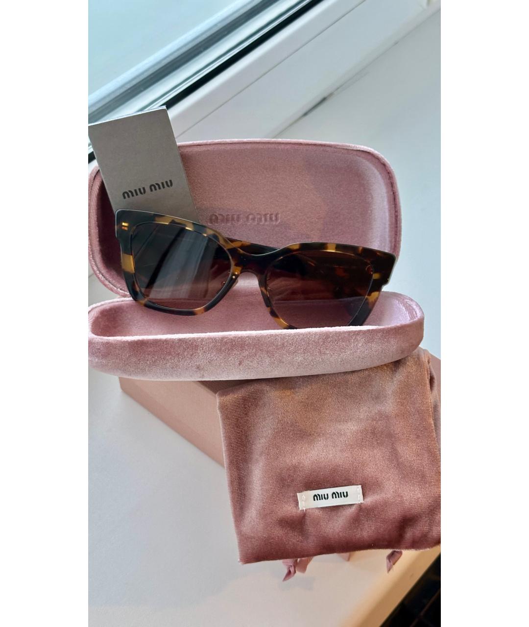 MIU MIU Коричневые пластиковые солнцезащитные очки, фото 9