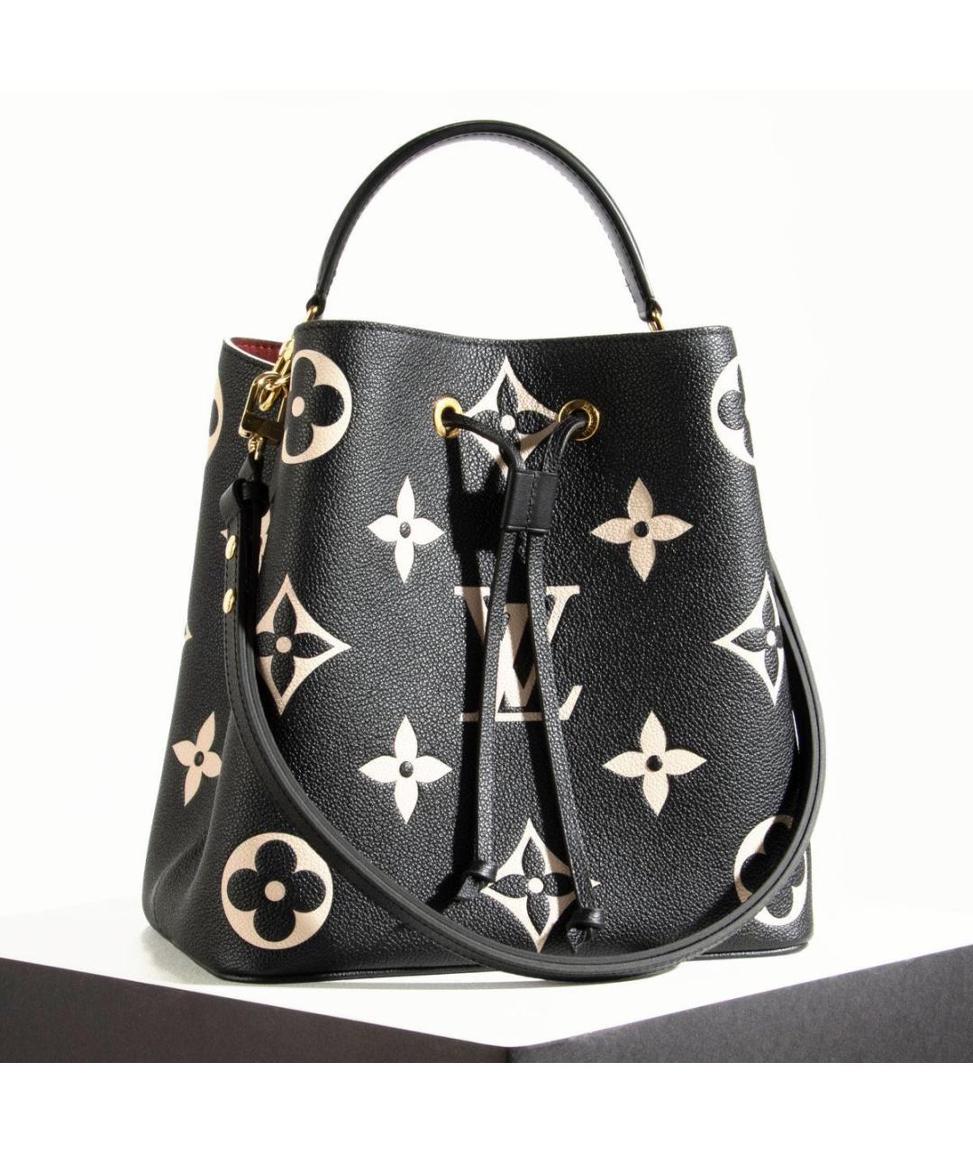 LOUIS VUITTON Черная кожаная сумка с короткими ручками, фото 9