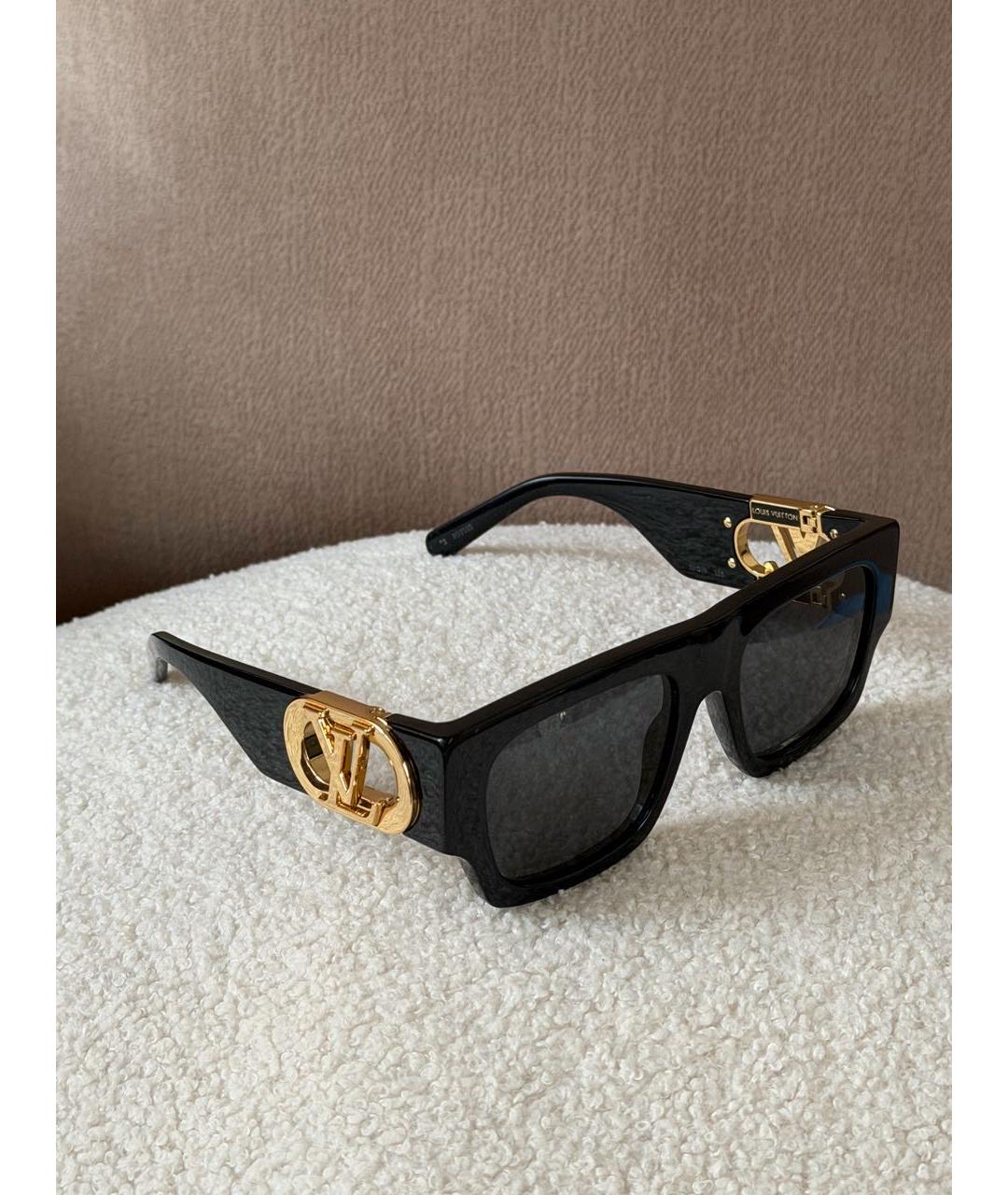 LOUIS VUITTON Черные пластиковые солнцезащитные очки, фото 2