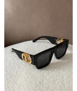 LOUIS VUITTON Солнцезащитные очки