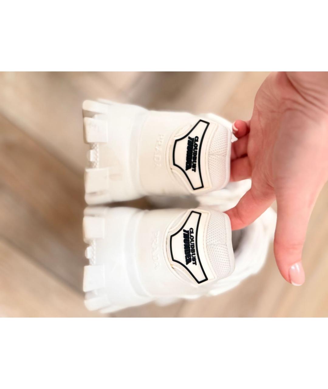 PRADA Белые кроссовки, фото 3