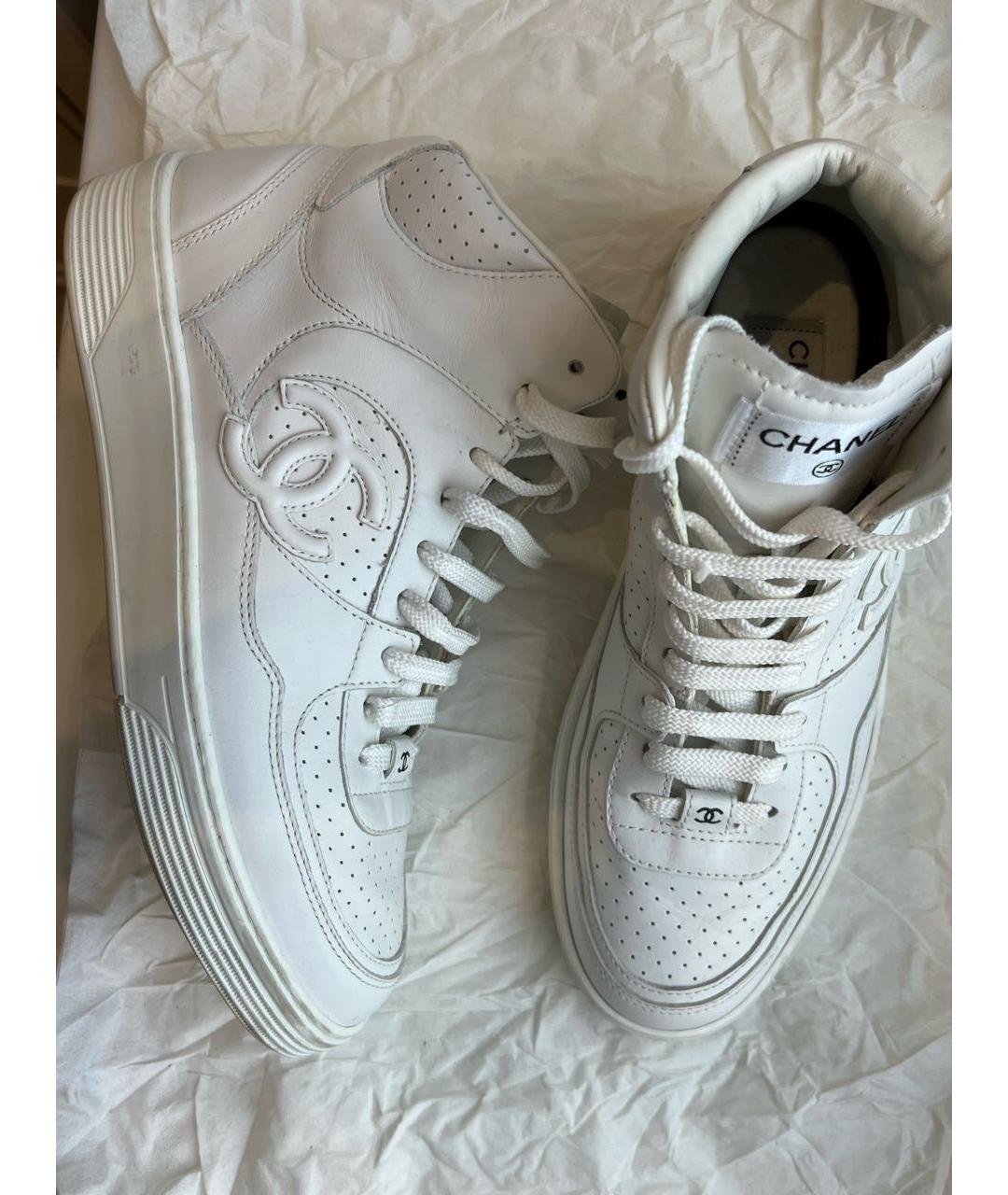 CHANEL Белые кожаные кеды, фото 5