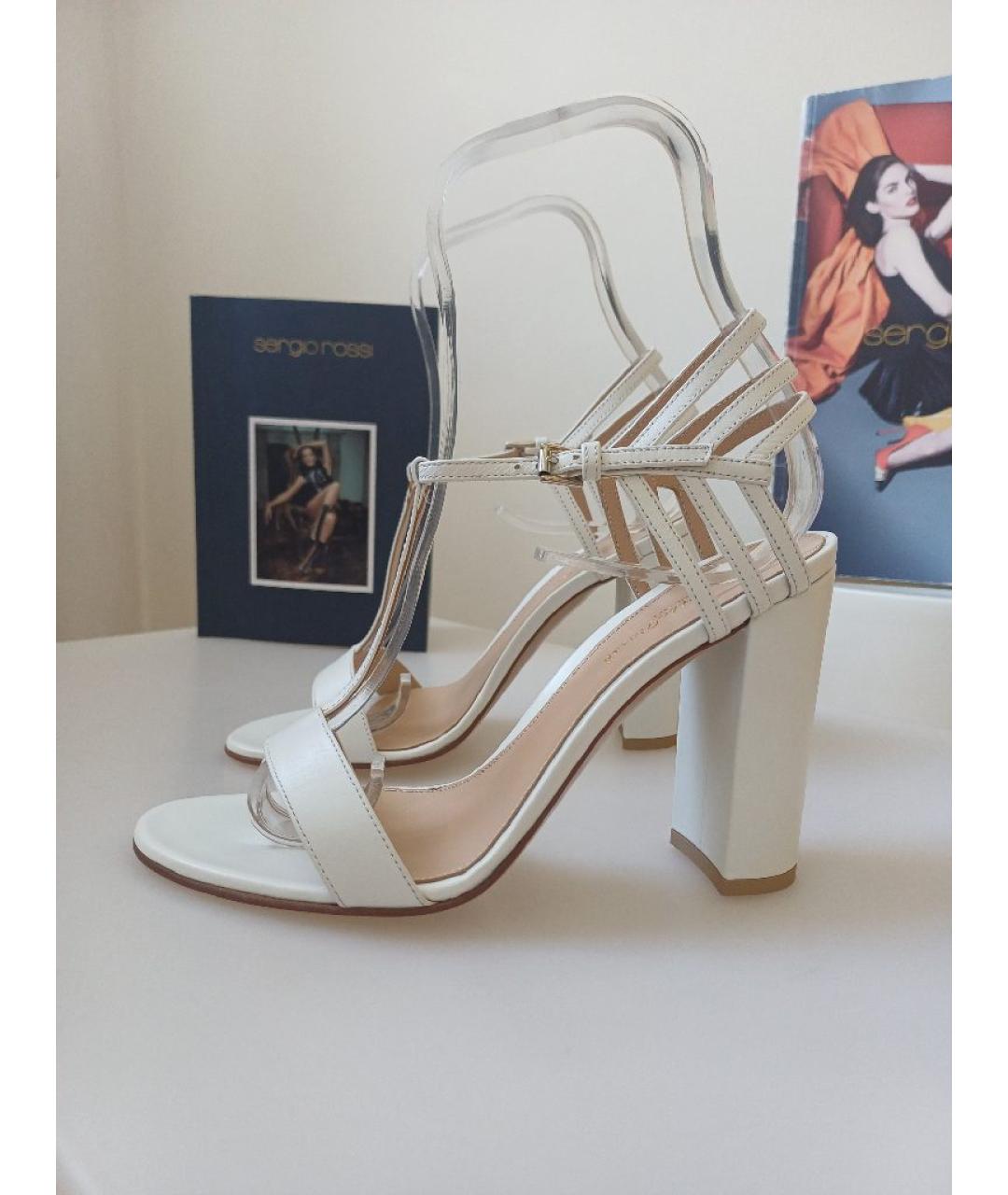 GIANVITO ROSSI Белые кожаные босоножки, фото 2