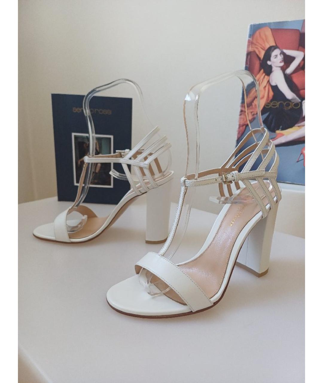 GIANVITO ROSSI Белые кожаные босоножки, фото 3