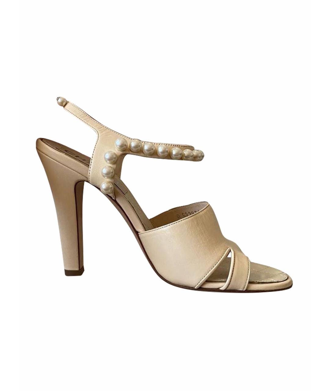 CHANEL Бежевые кожаные босоножки, фото 1