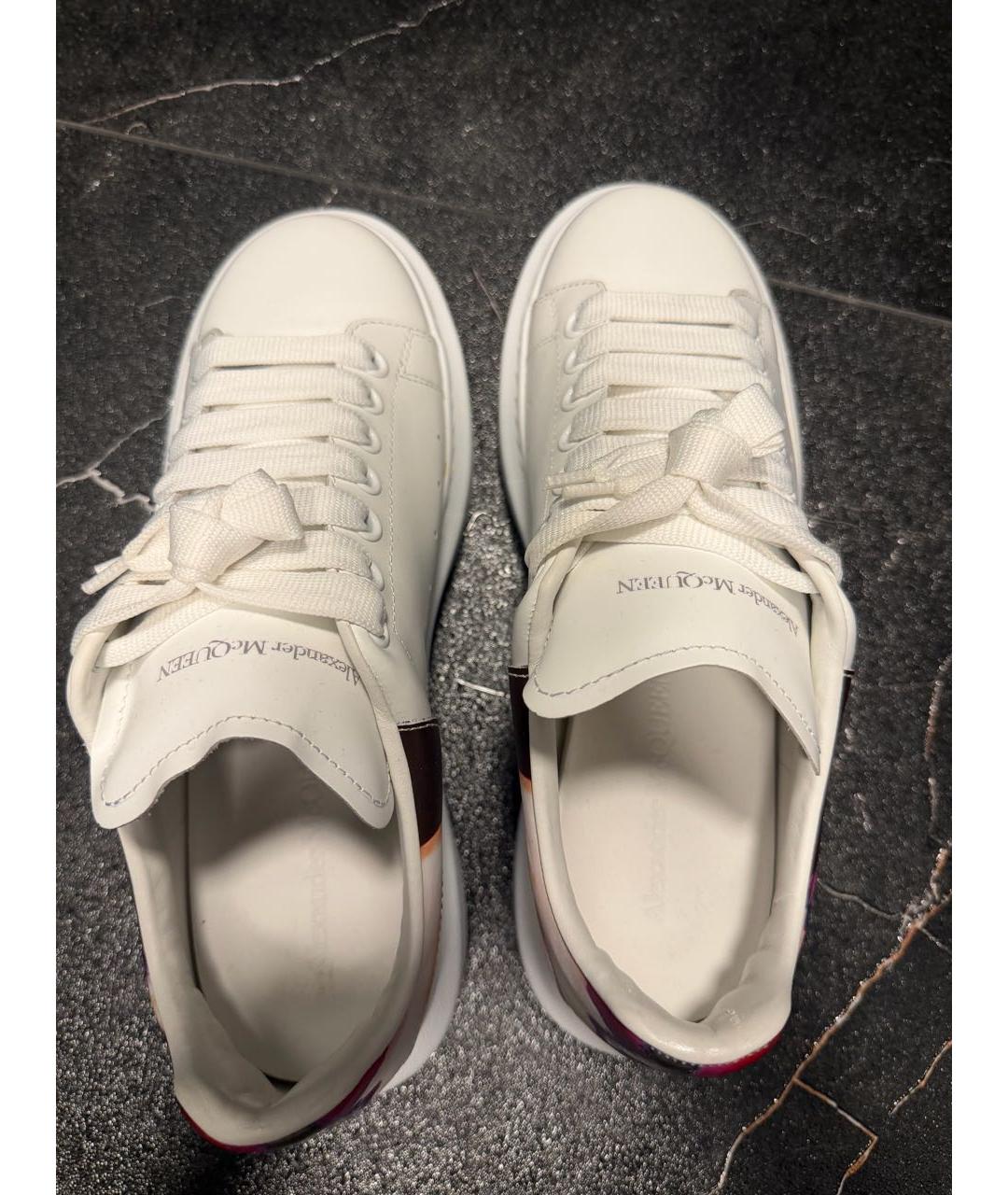 ALEXANDER MCQUEEN Белые кожаные кеды, фото 3