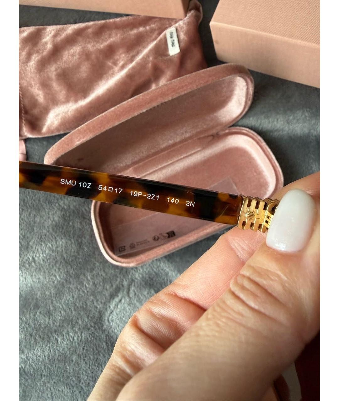MIU MIU Коричневые пластиковые солнцезащитные очки, фото 6