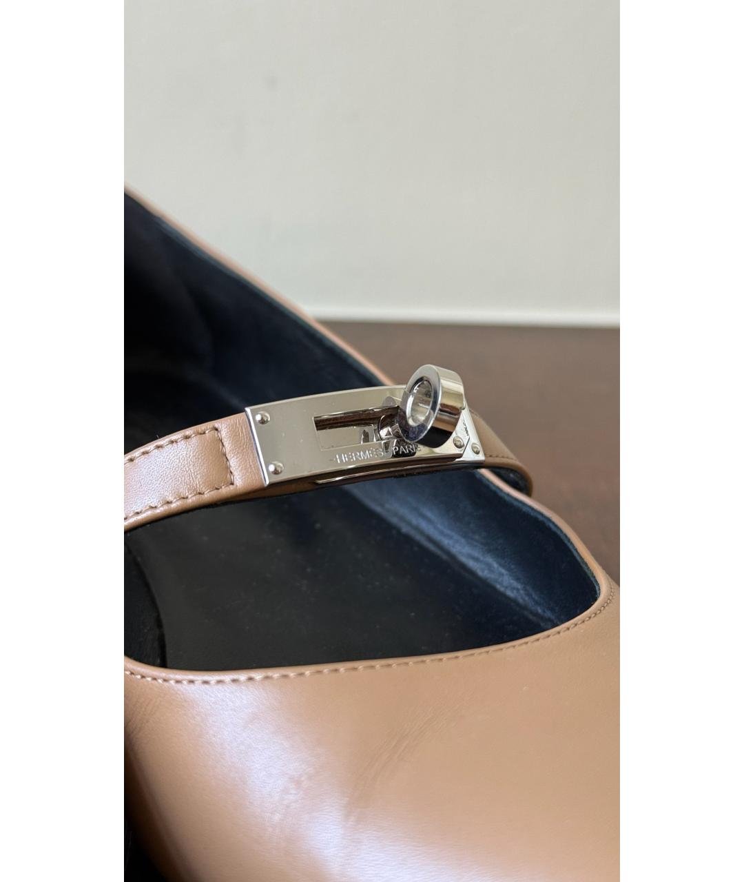 HERMES Бежевые кожаные балетки, фото 3