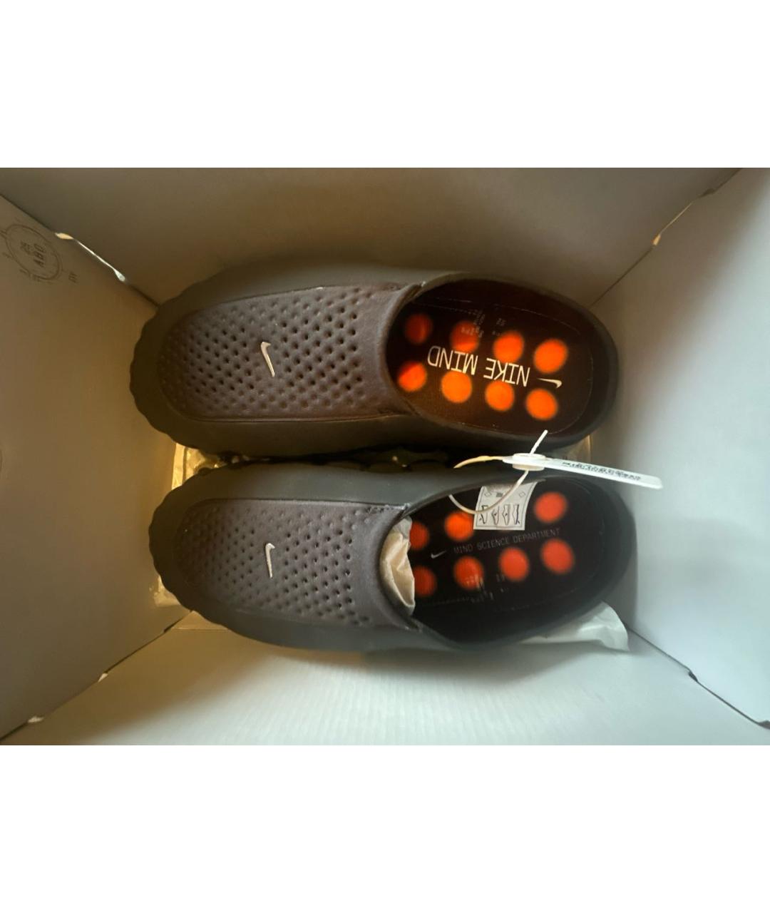 NIKE Черные синтетические шлепанцы, фото 3