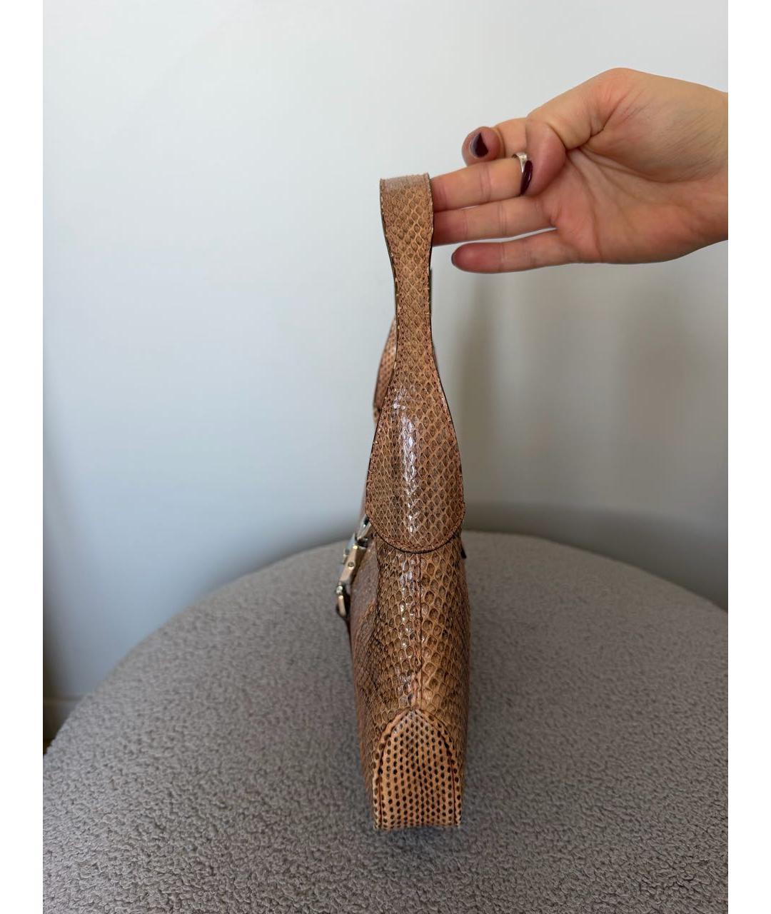 GUCCI Бежевая сумка с короткими ручками из экзотической кожи, фото 4