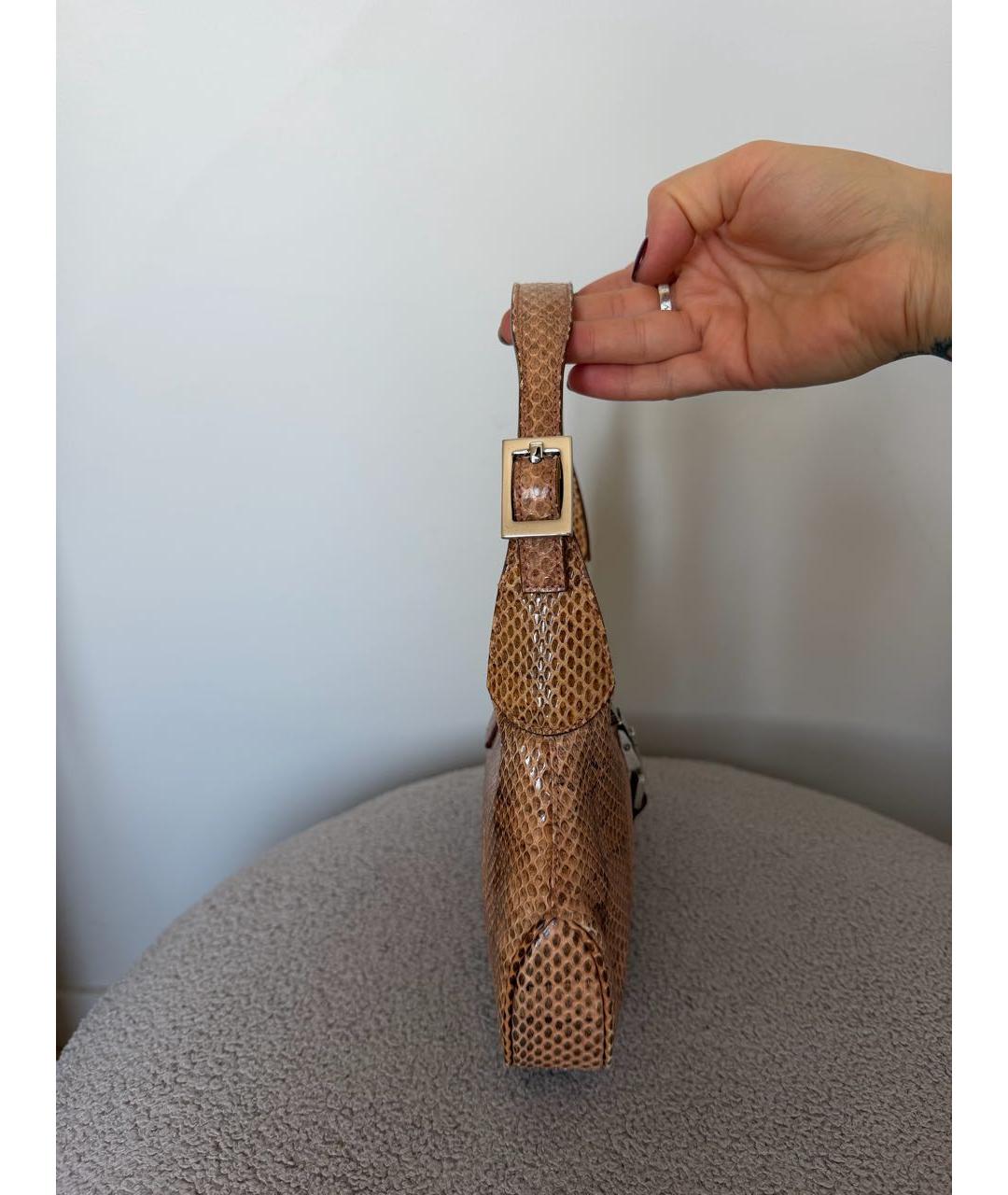 GUCCI Бежевая сумка с короткими ручками из экзотической кожи, фото 5