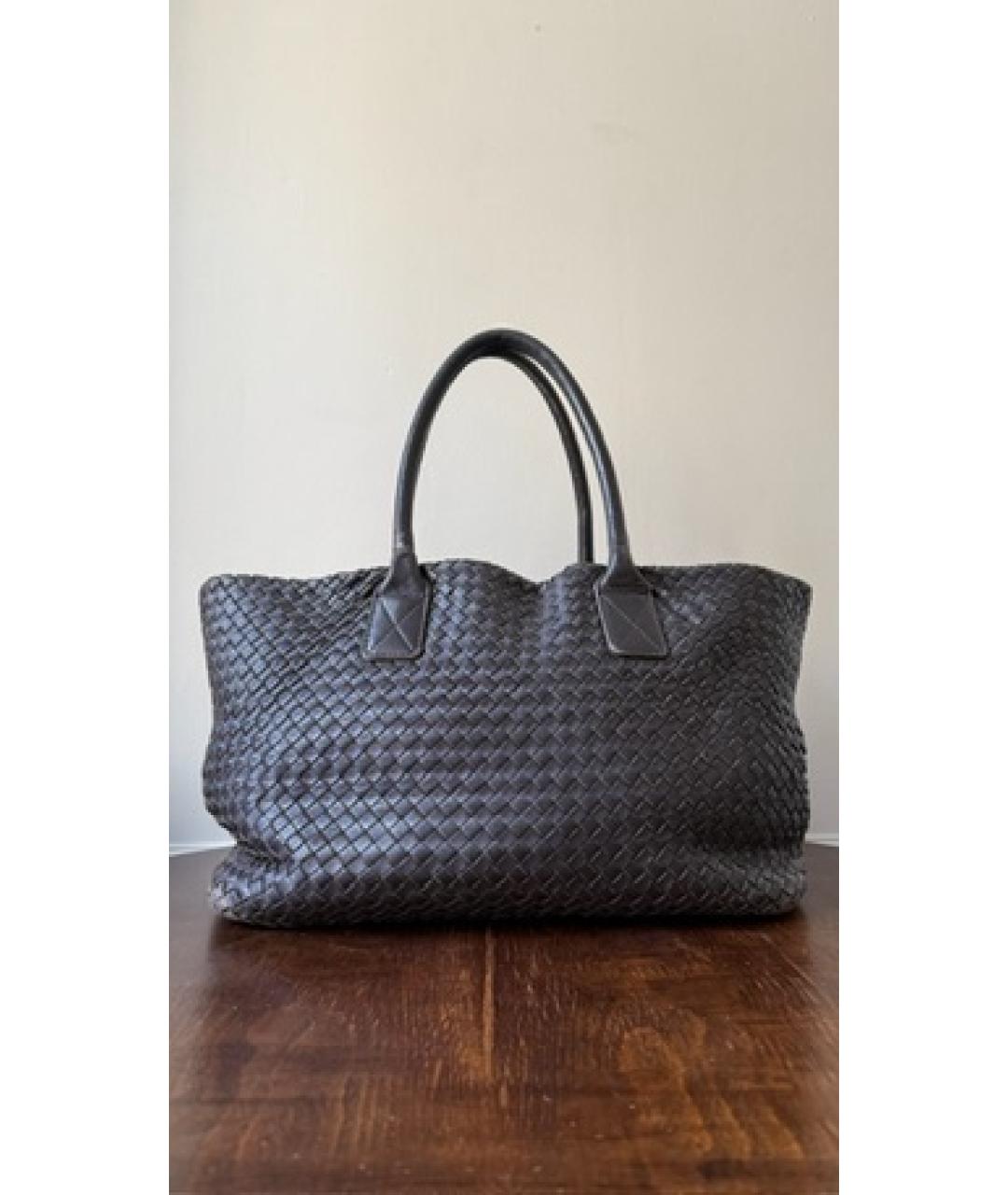 BOTTEGA VENETA Черная кожаная сумка тоут, фото 8