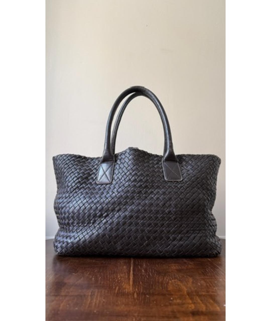 BOTTEGA VENETA Черная кожаная сумка тоут, фото 2