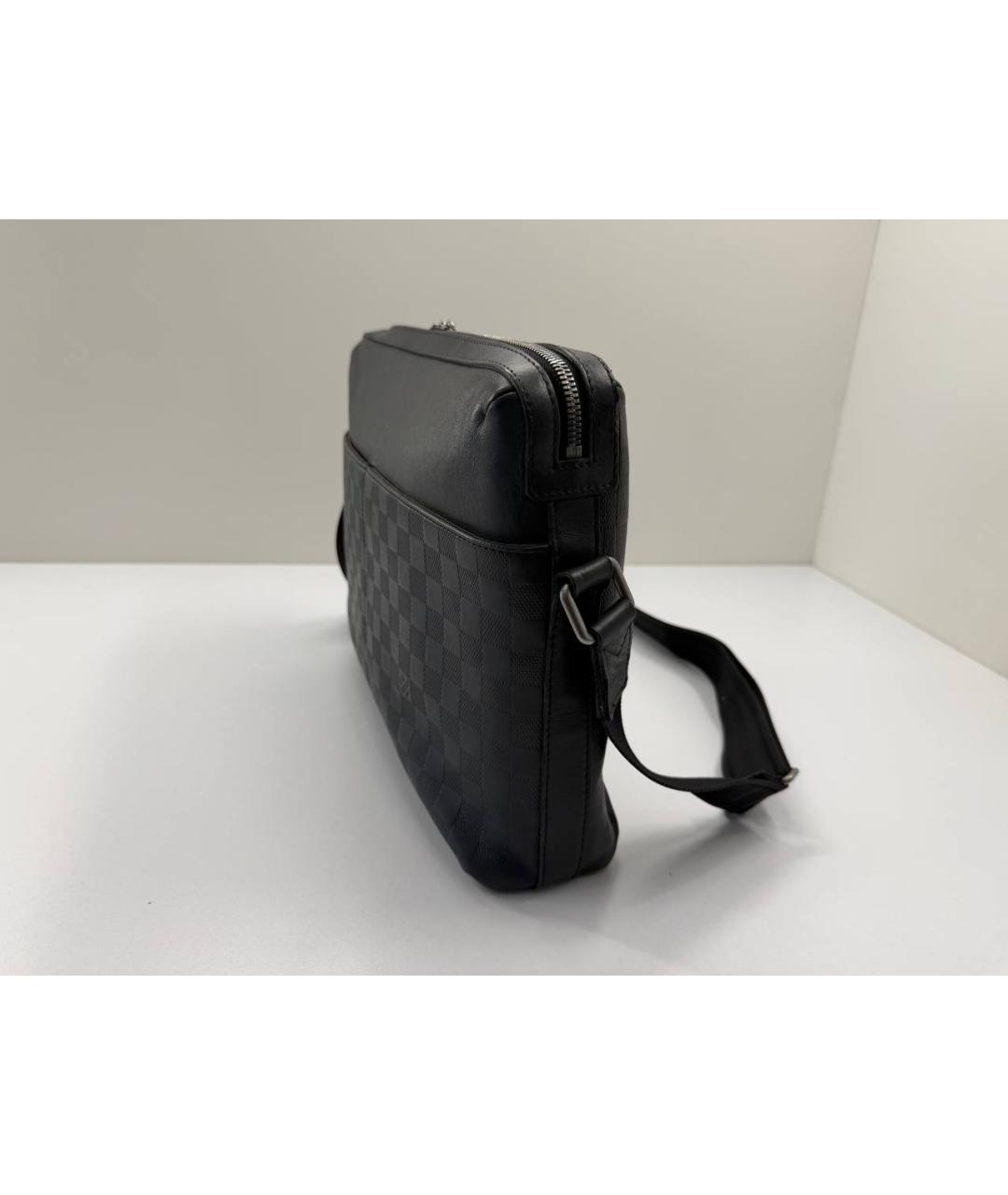 LOUIS VUITTON Черная кожаная сумка на плечо, фото 7