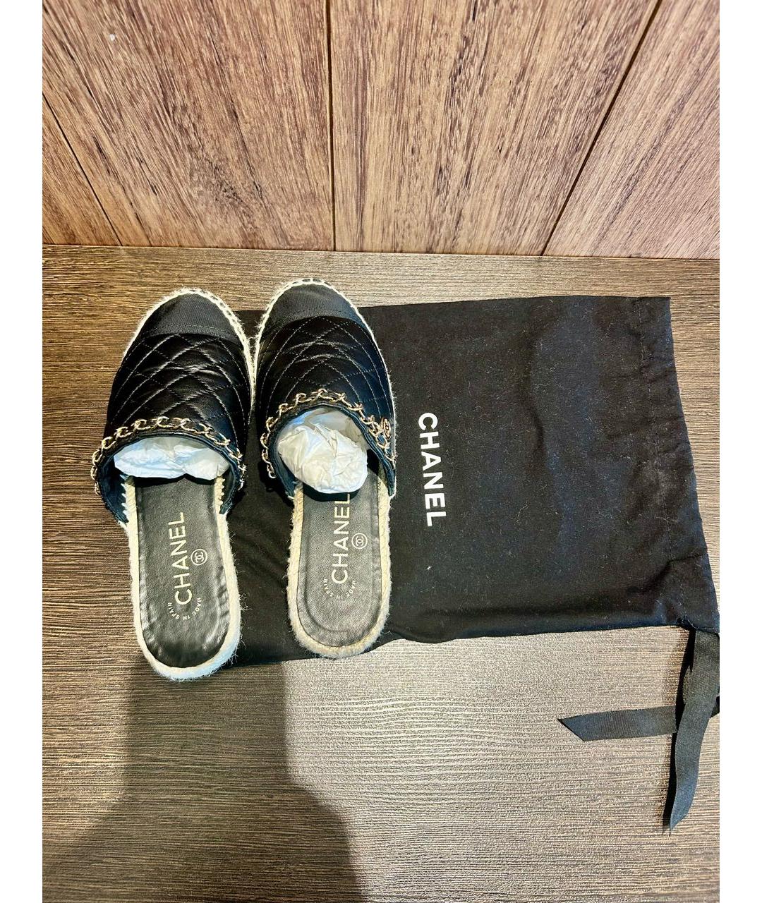 CHANEL Черные кожаные мюли, фото 3