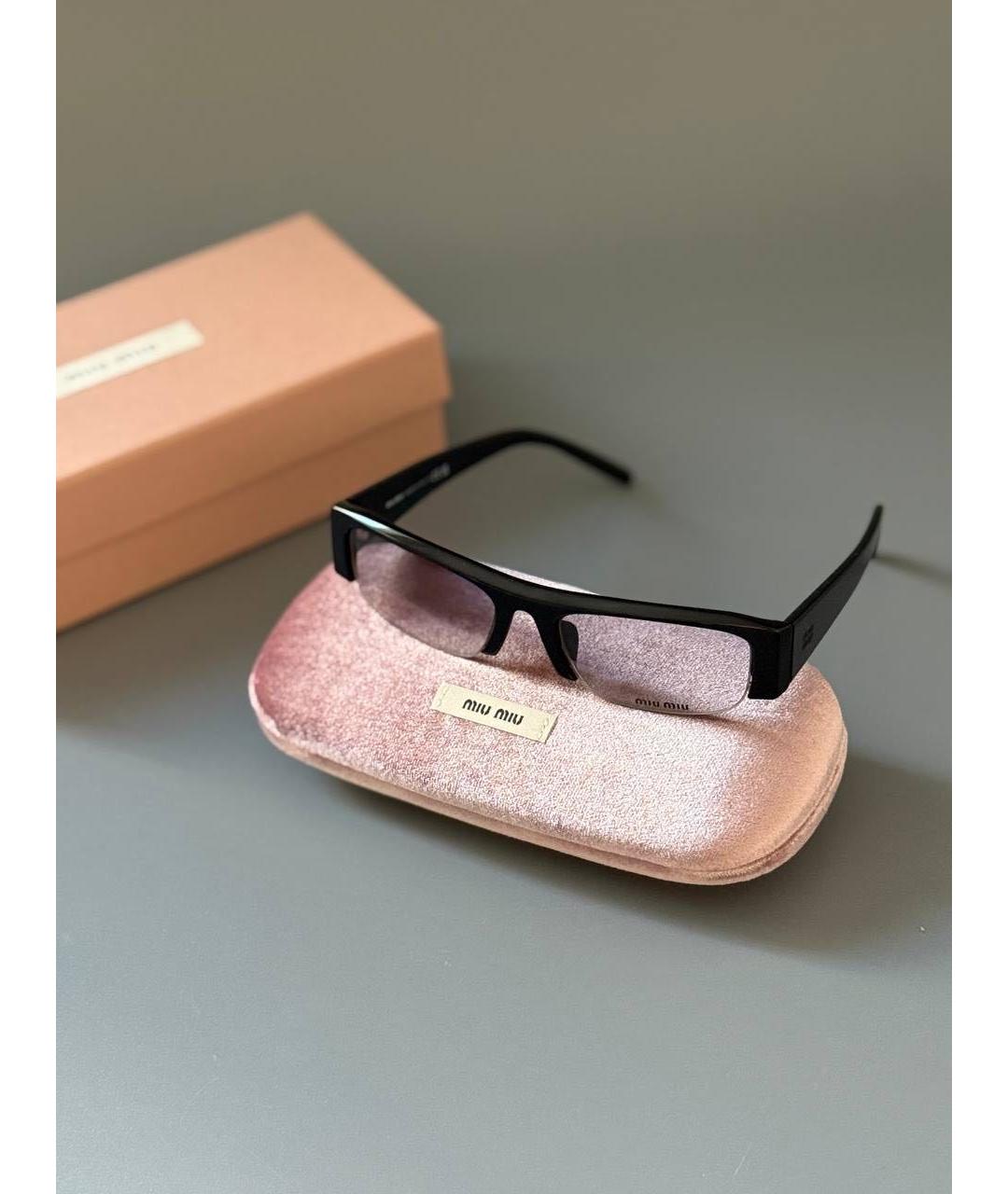 MIU MIU Черные пластиковые солнцезащитные очки, фото 8