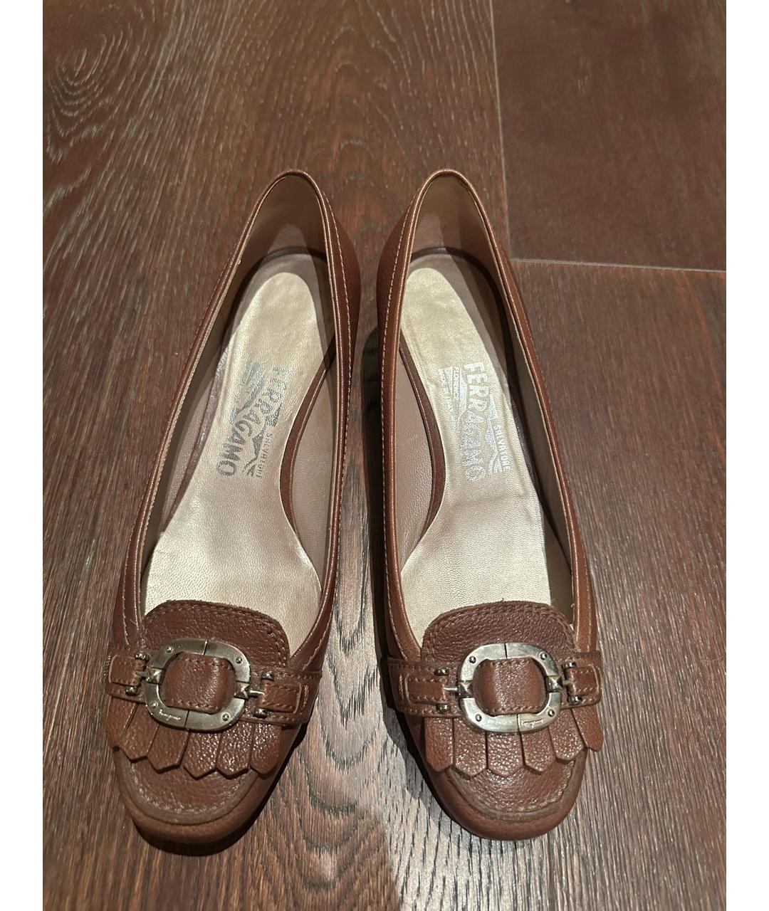 FERRAGAMO Коричневые кожаные туфли, фото 2