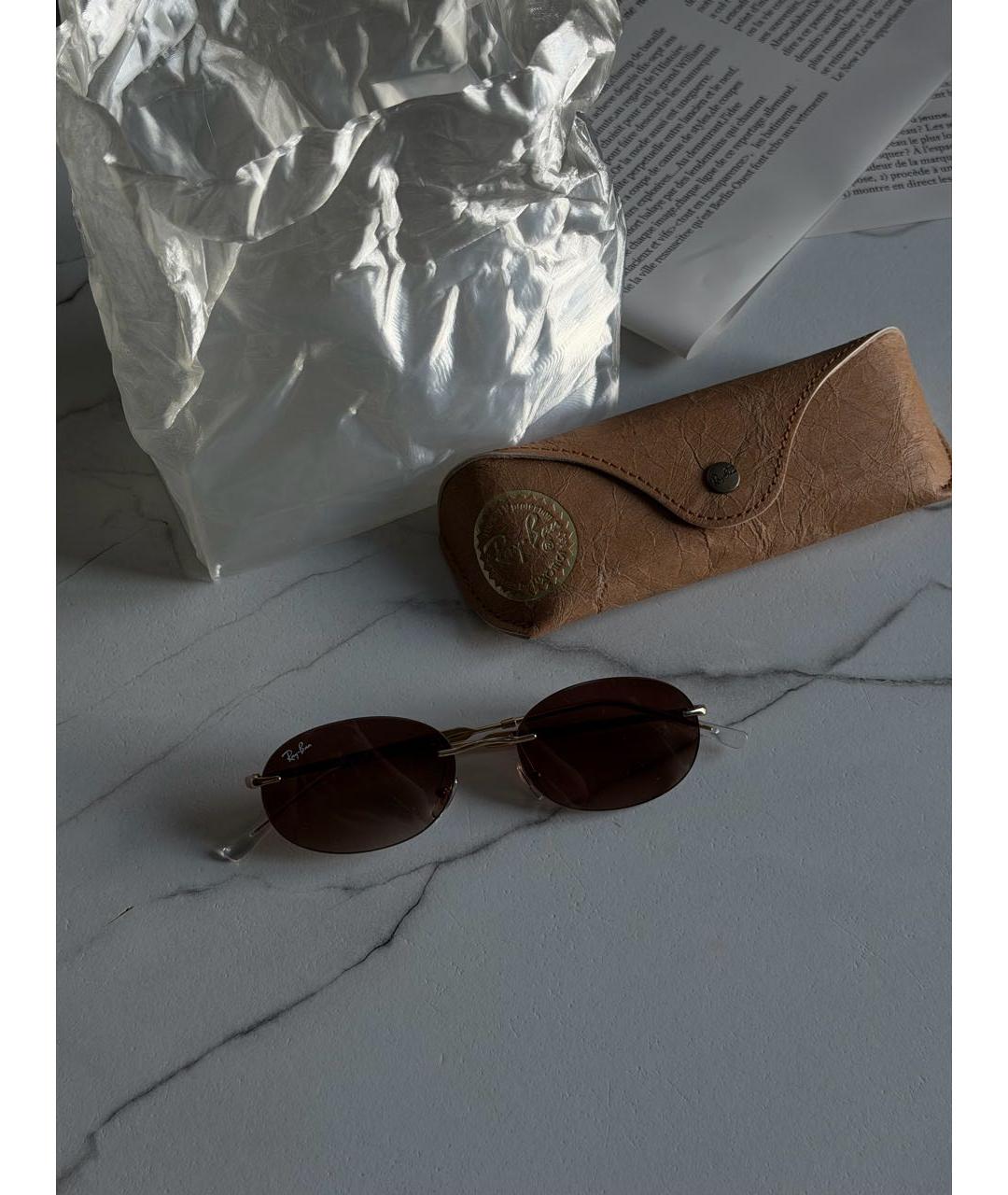 RAY BAN Коричневые металлические солнцезащитные очки, фото 6