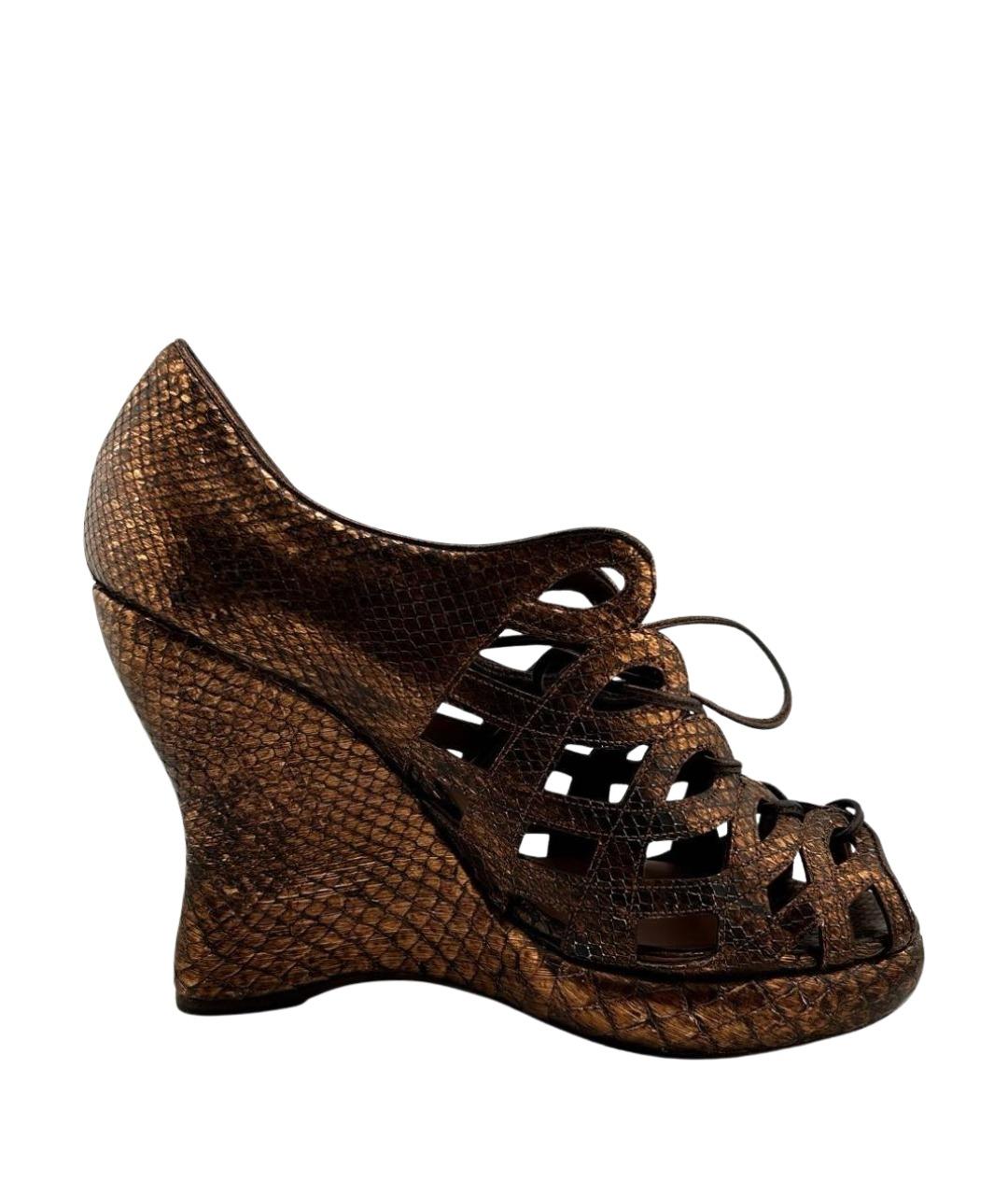 BOTTEGA VENETA Коричневые кожаные босоножки, фото 1