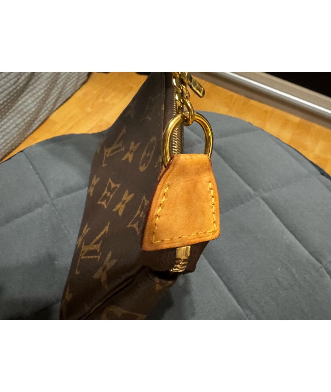 LOUIS VUITTON Коричневая сумка с короткими ручками, фото 7