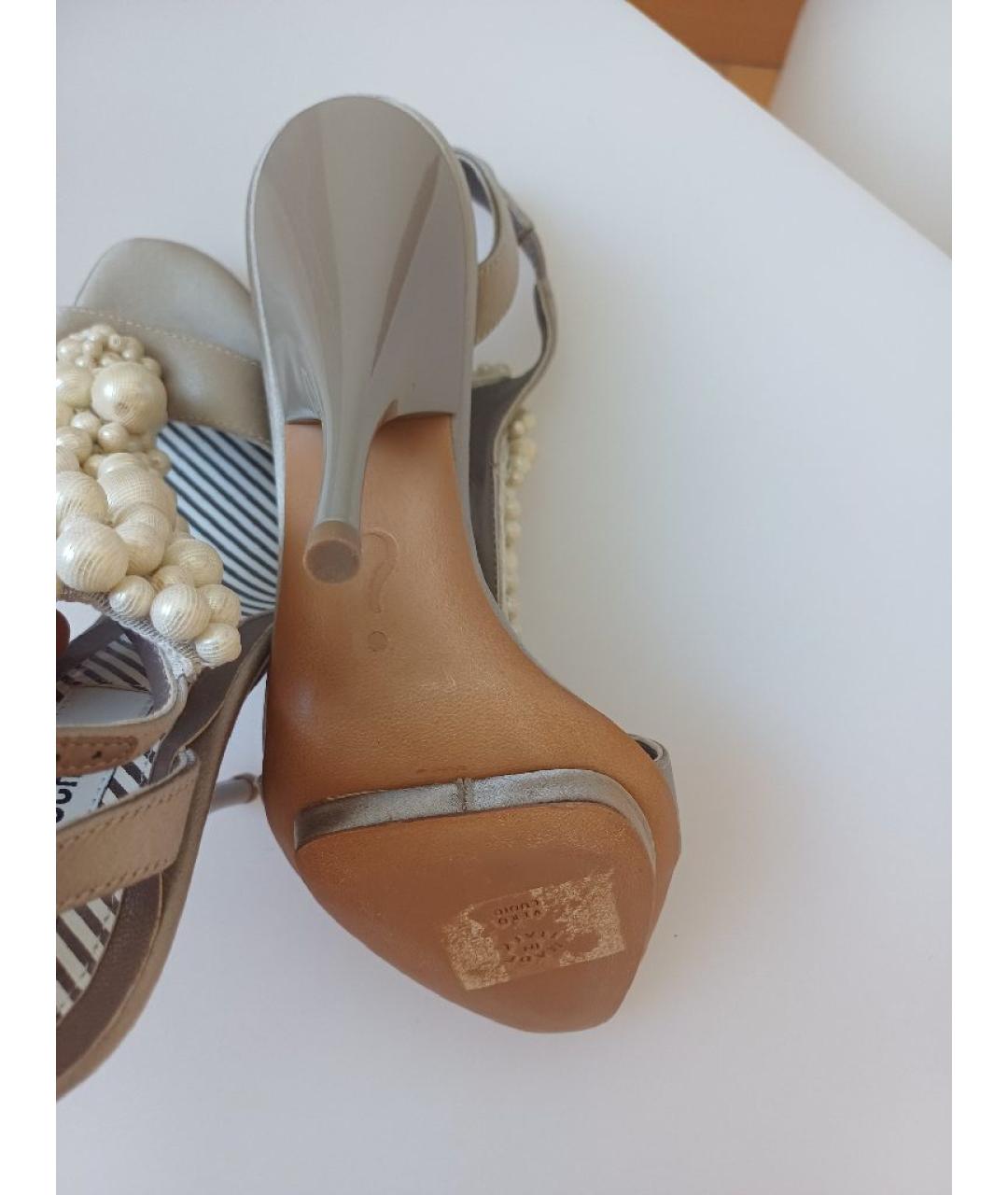 MOSCHINO Серые текстильные босоножки, фото 9