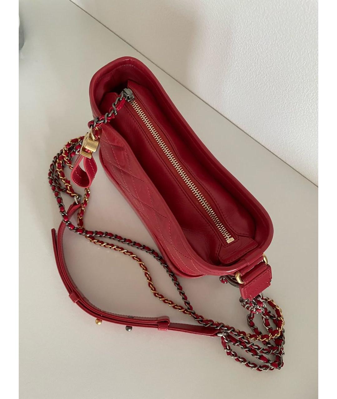 CHANEL Красная кожаная сумка через плечо, фото 3