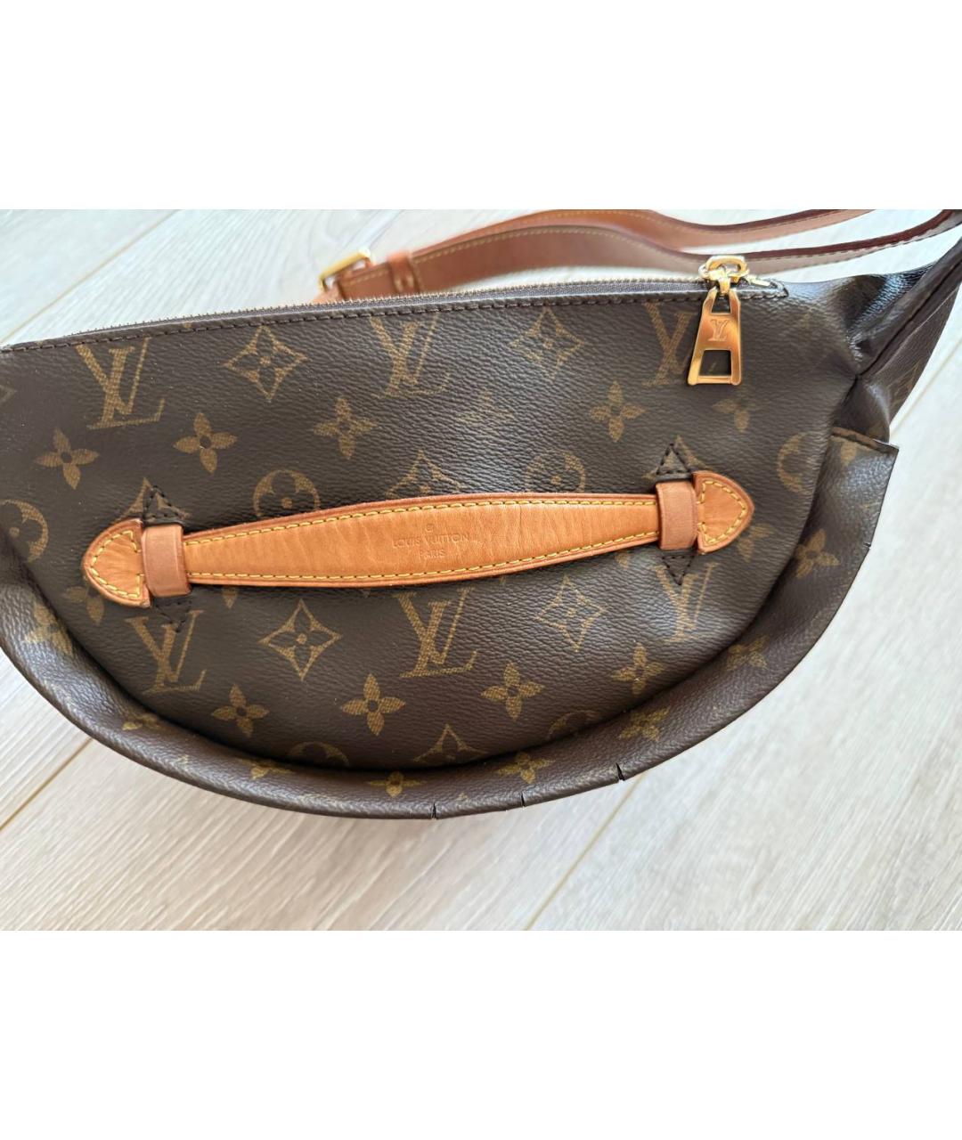 LOUIS VUITTON Коричневая поясная сумка, фото 3